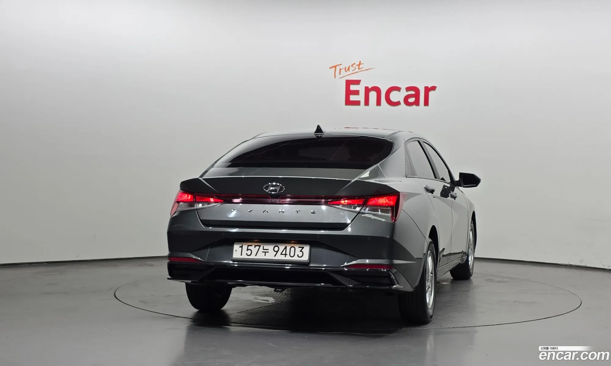 Hyundai Elantra 2022 — 2