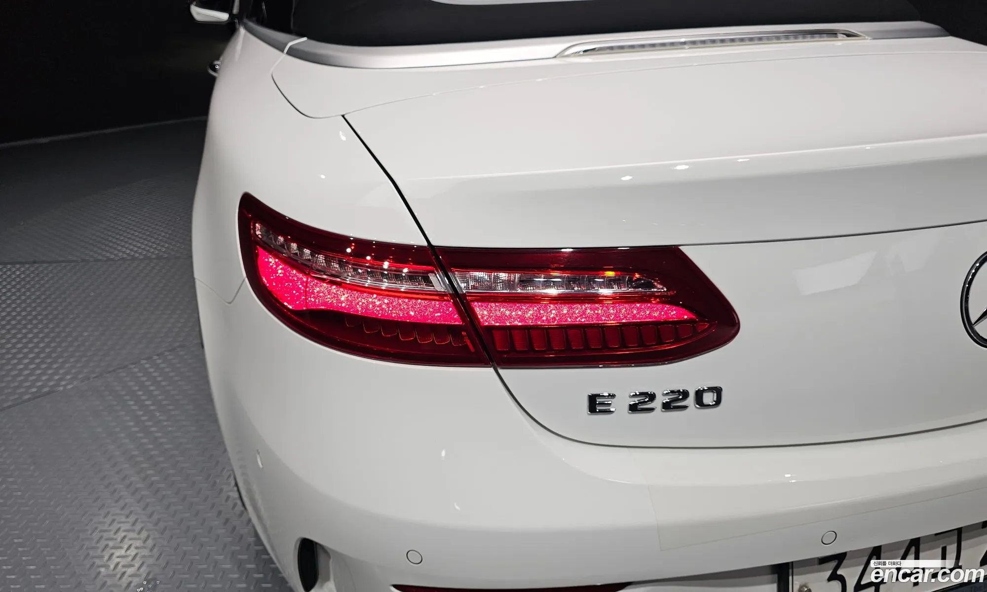 Mercedes-Benz E-Class W213 2019 WDD1K1EB6KF100706 — 30