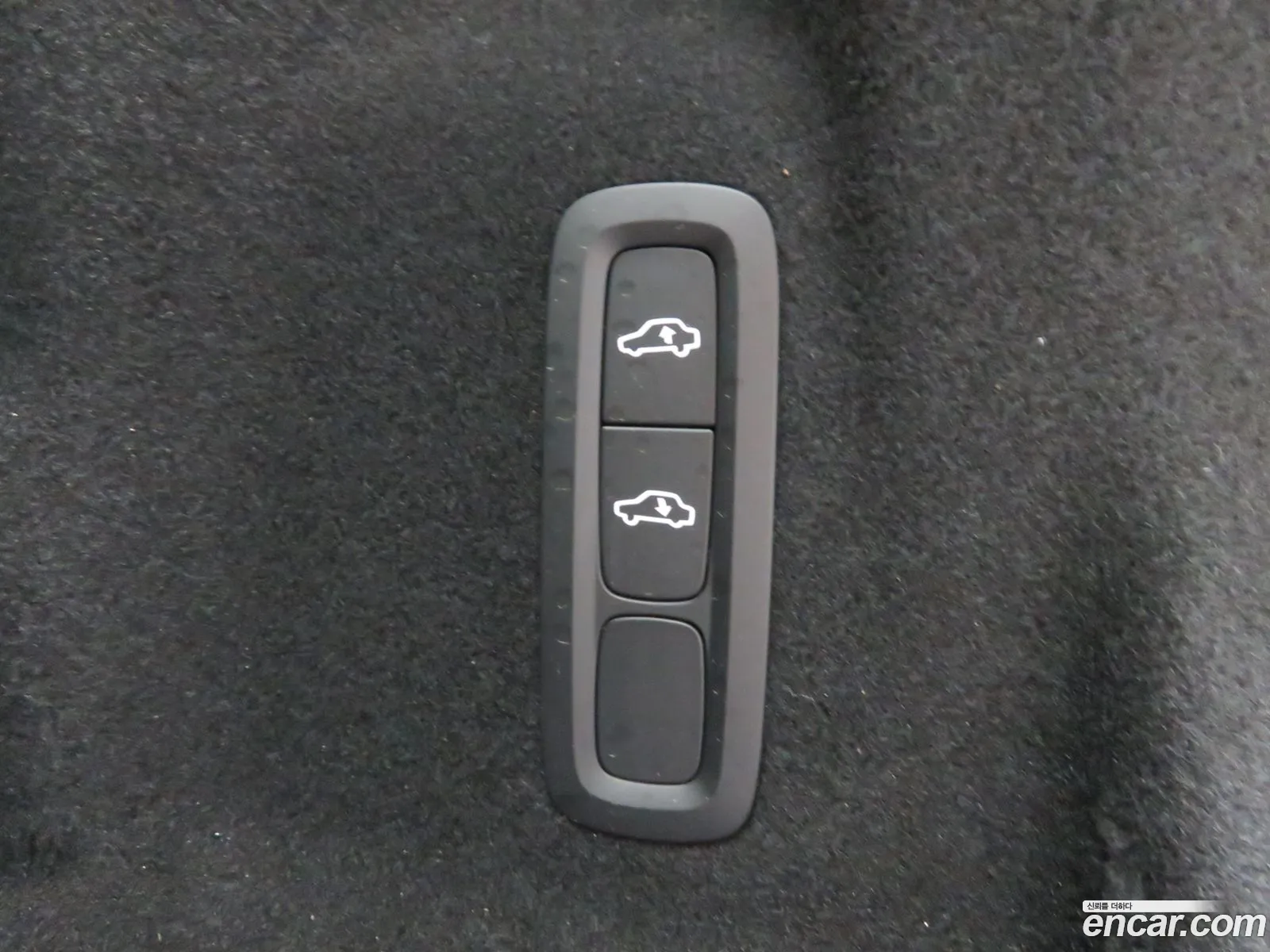 Volvo XC60 2025 — 12