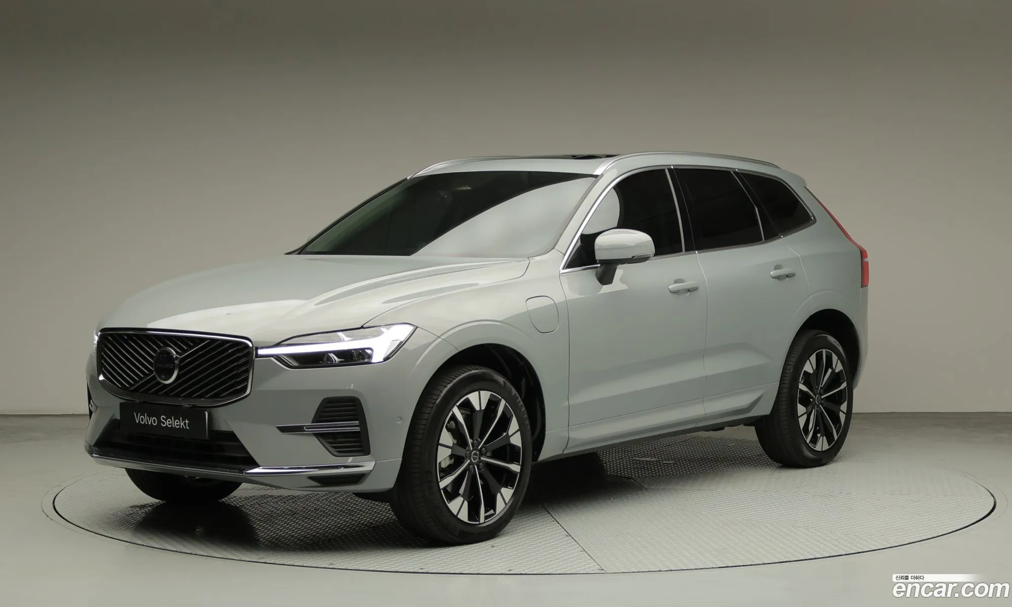 Volvo XC60 2025 — 19