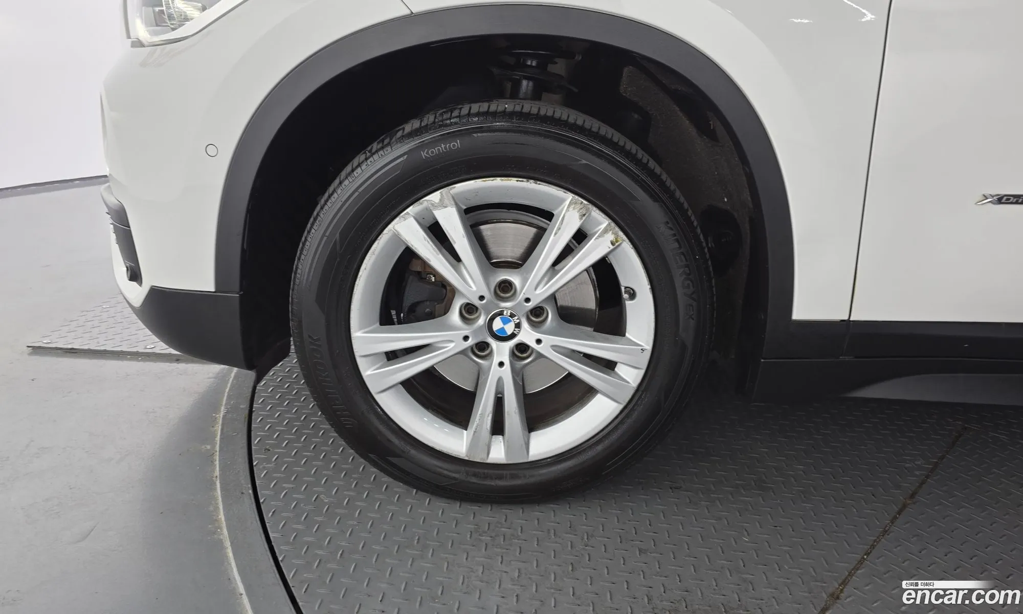 BMW X1 2017 WBAHT9100H5J07199 — 13
