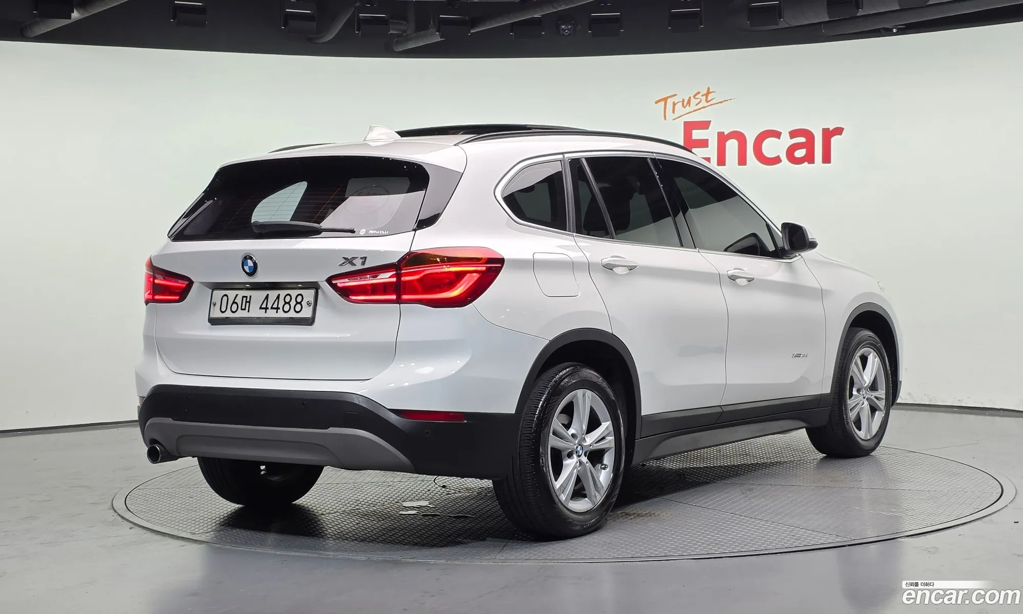 BMW X1 2017 WBAHT9100H5J07199 — 11