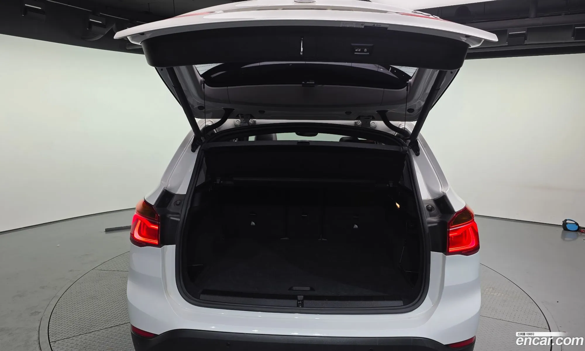 BMW X1 2017 WBAHT9100H5J07199 — 2