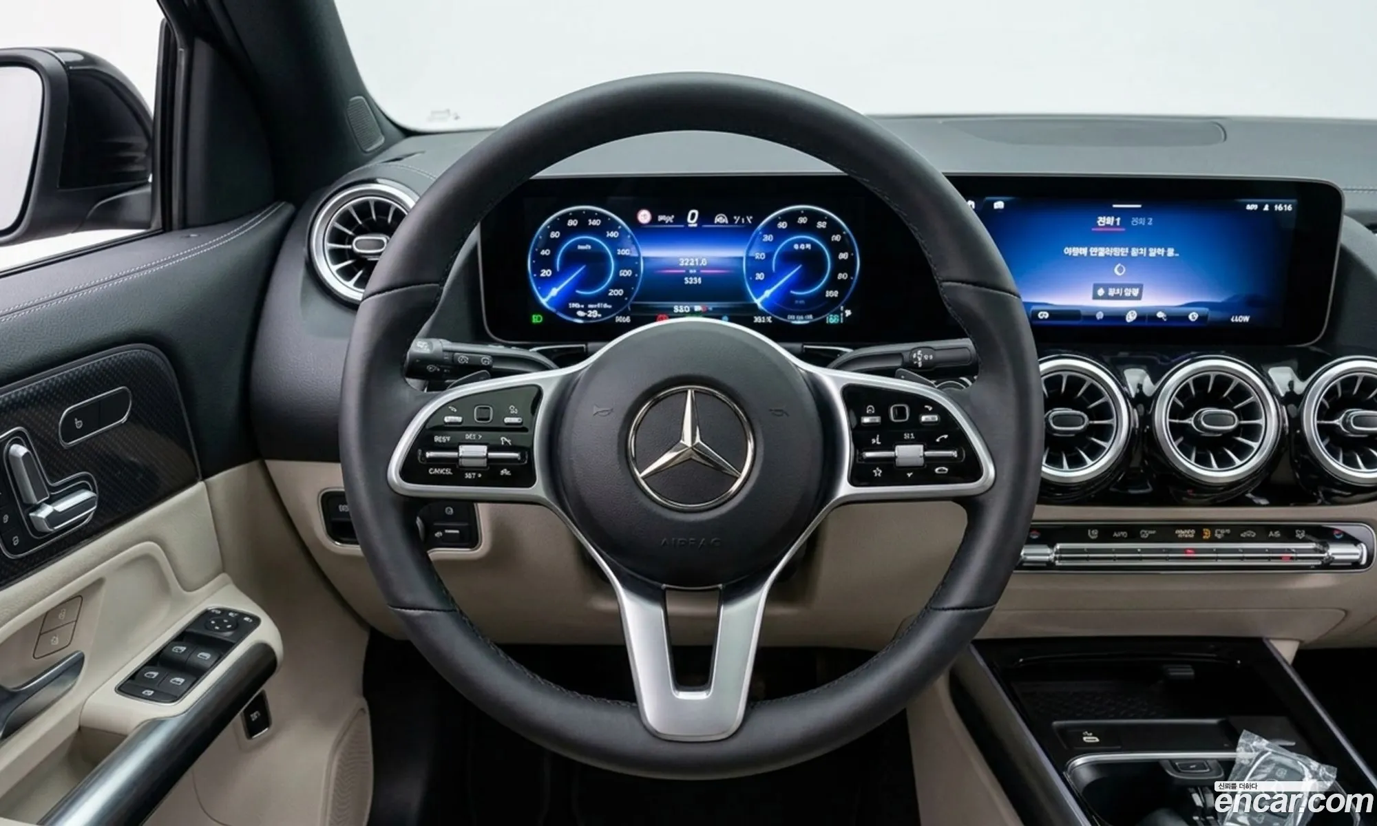 Mercedes-Benz EQA H243 2025 — 3