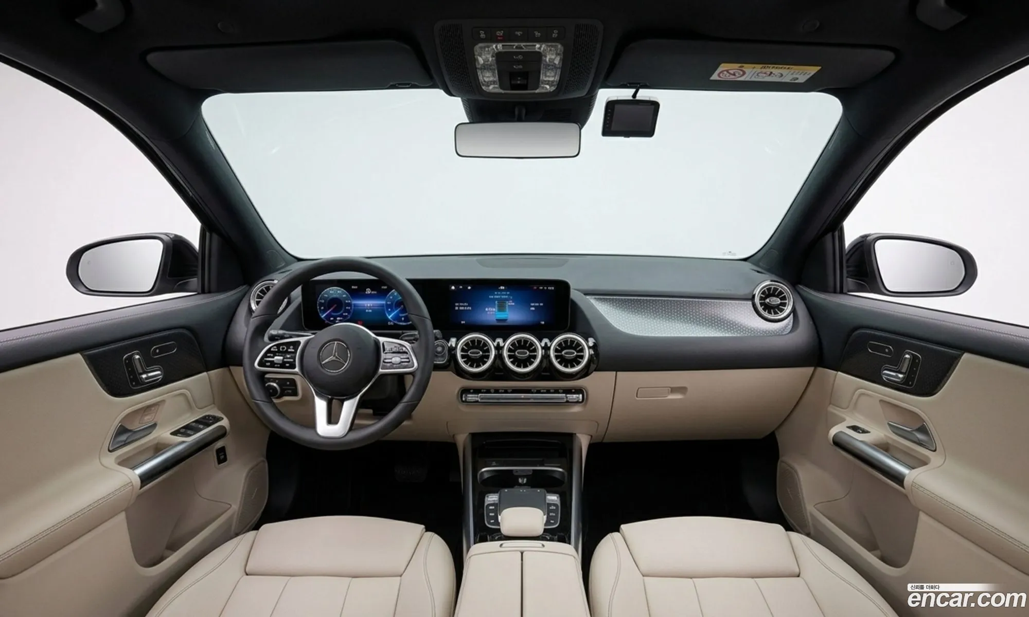 Mercedes-Benz EQA H243 2025 — 2