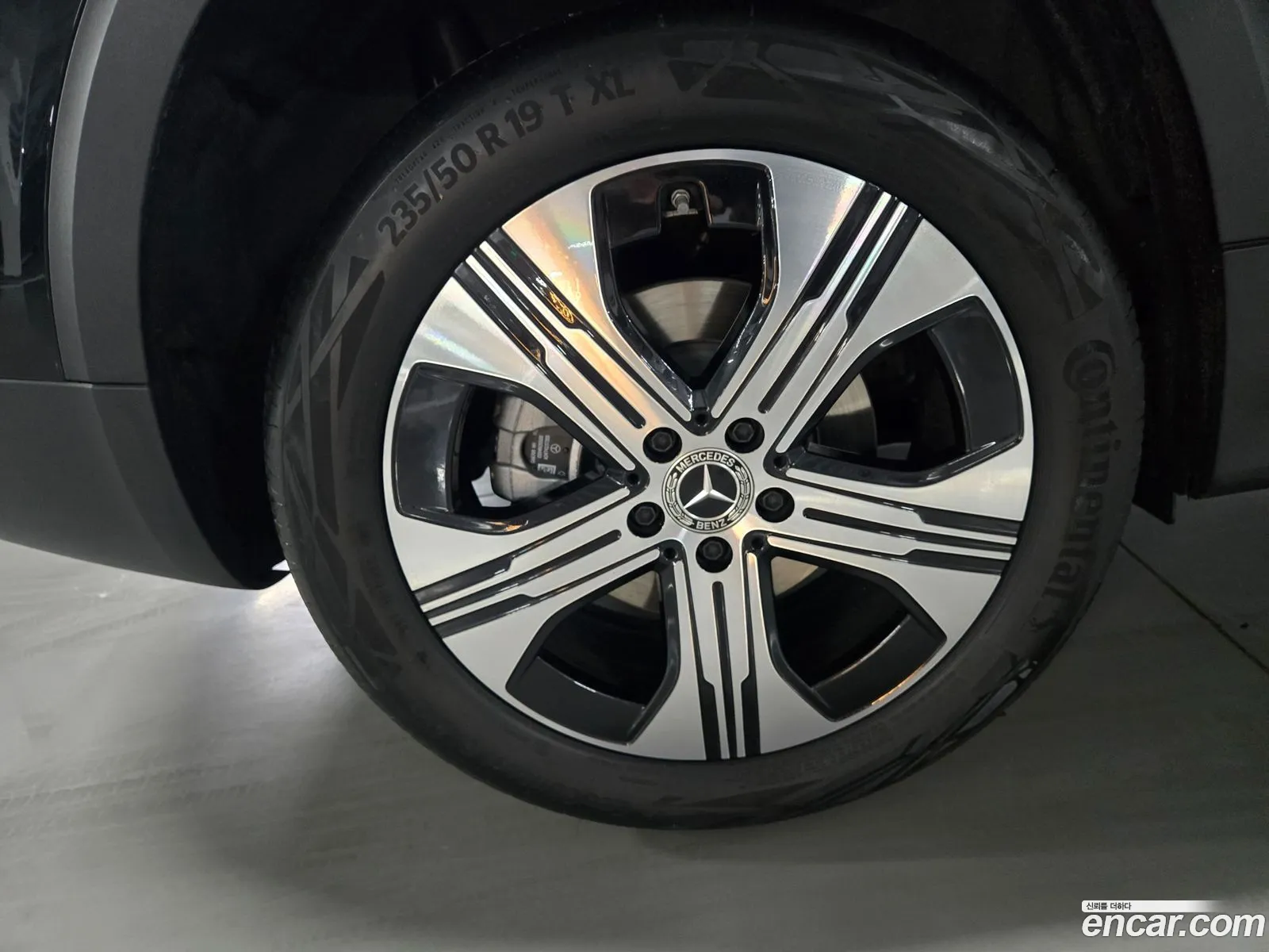 Mercedes-Benz EQB X243 2025 — 4