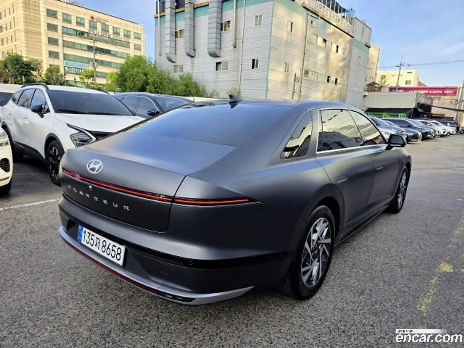 Hyundai Grandeur Hybrid 2023 — 2