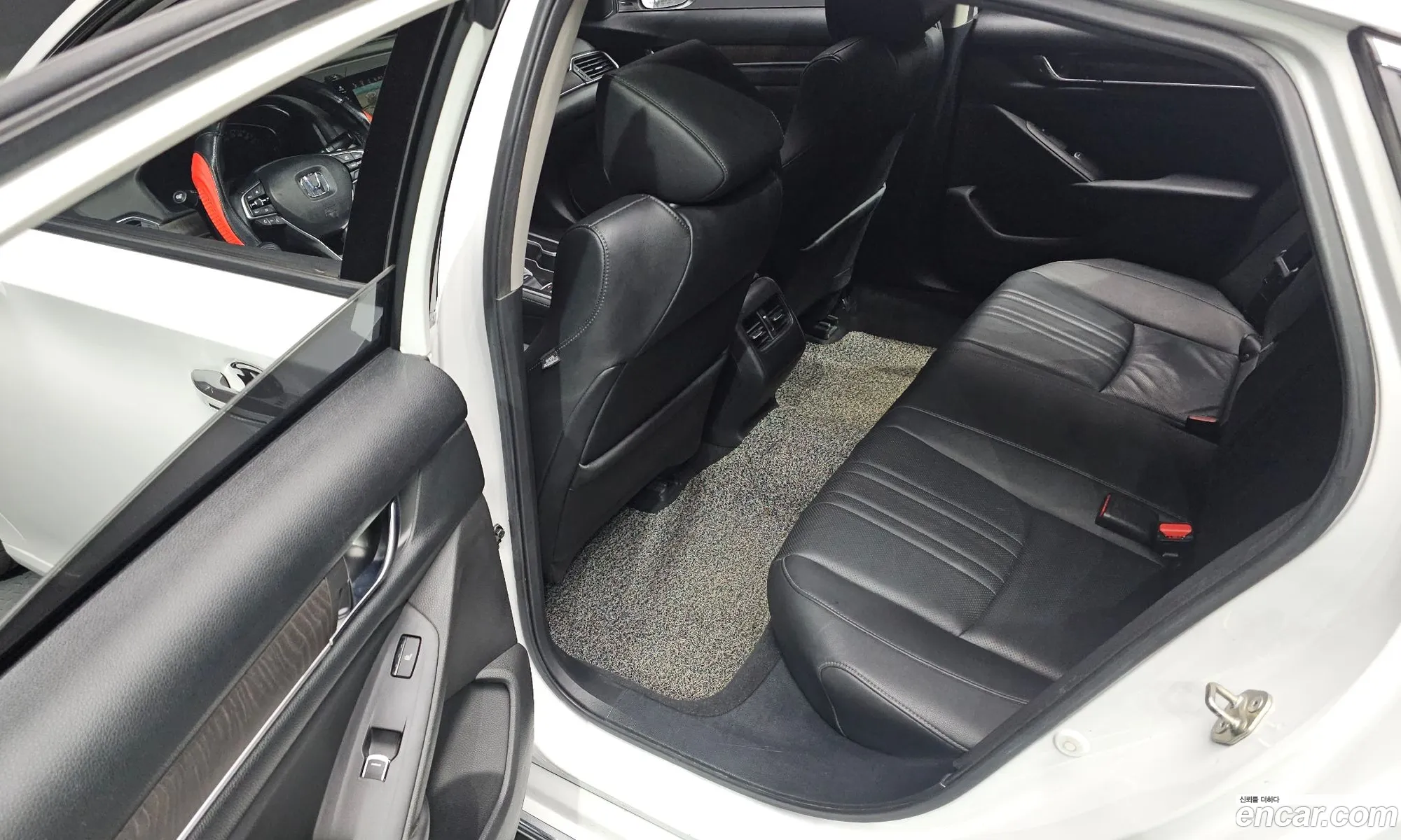 Honda Accord 10th Gen 2019 — 25