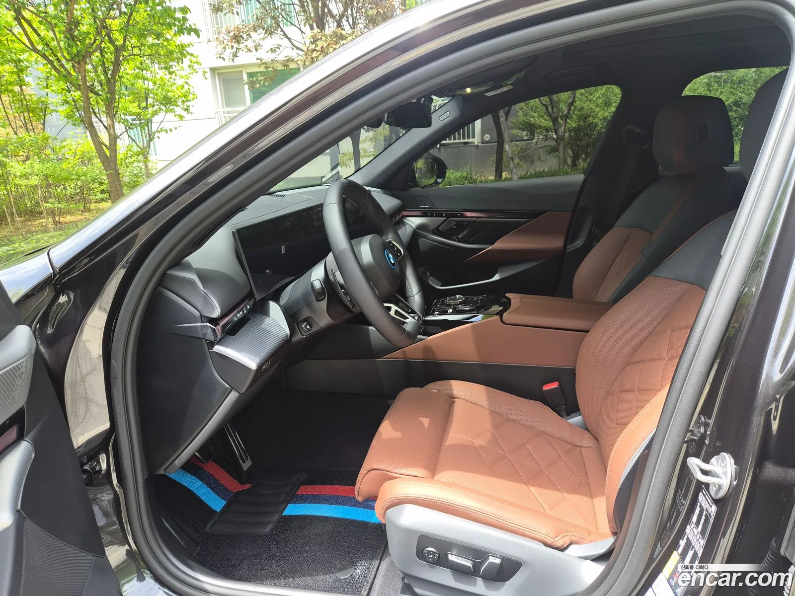 BMW 5 Series 2026 — 10