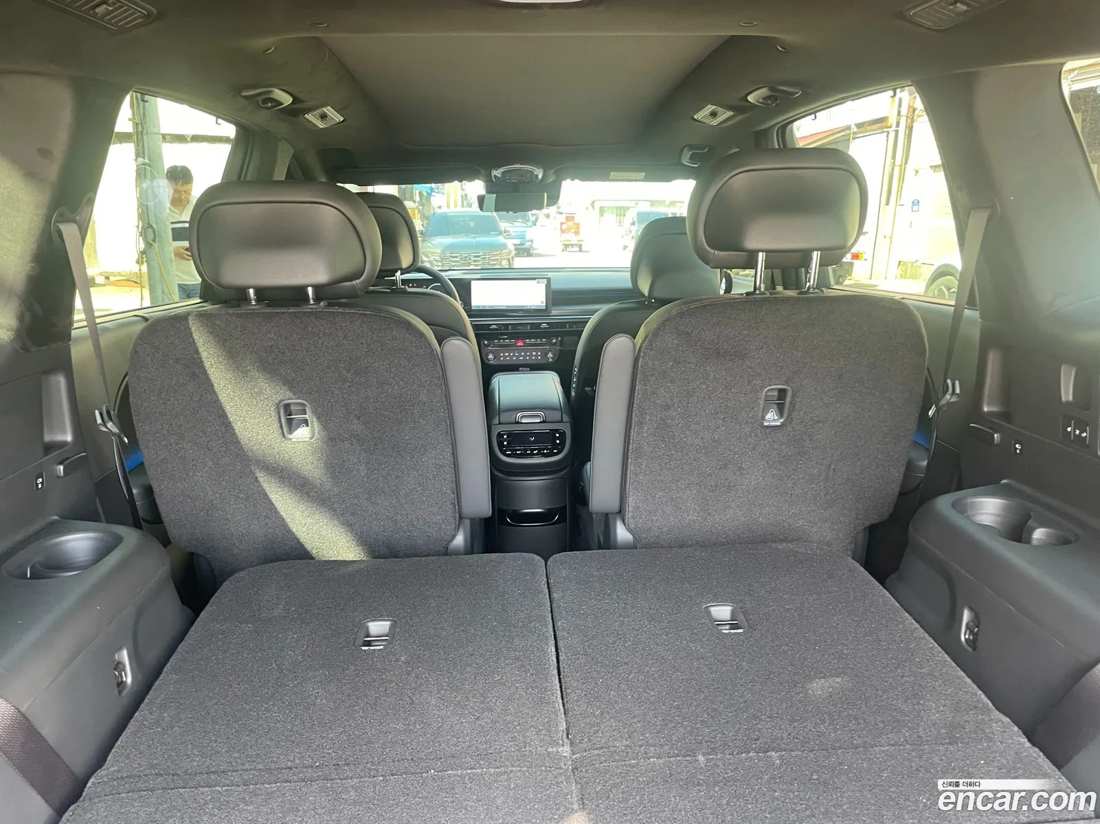 Hyundai Ioniq 9 2026 — 18