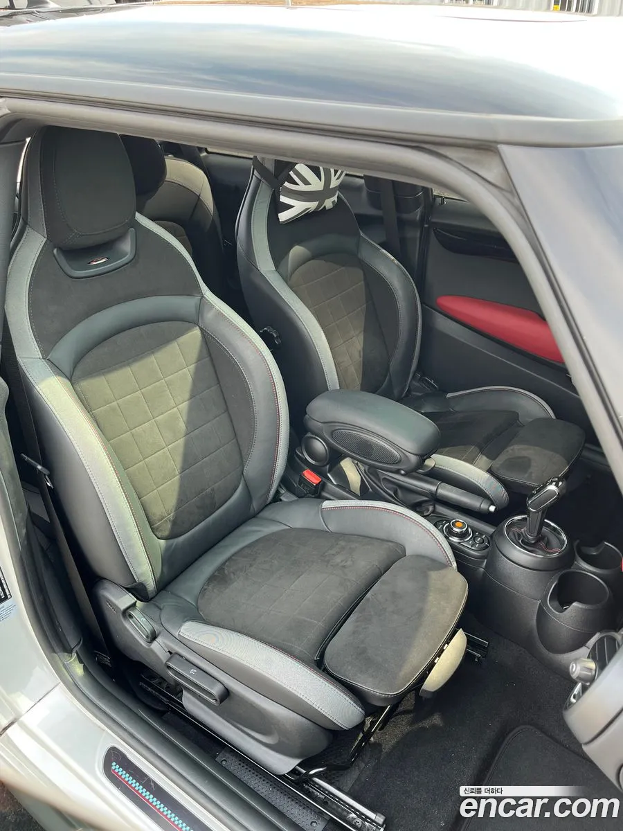 Mini Cooper S 2020 — 10