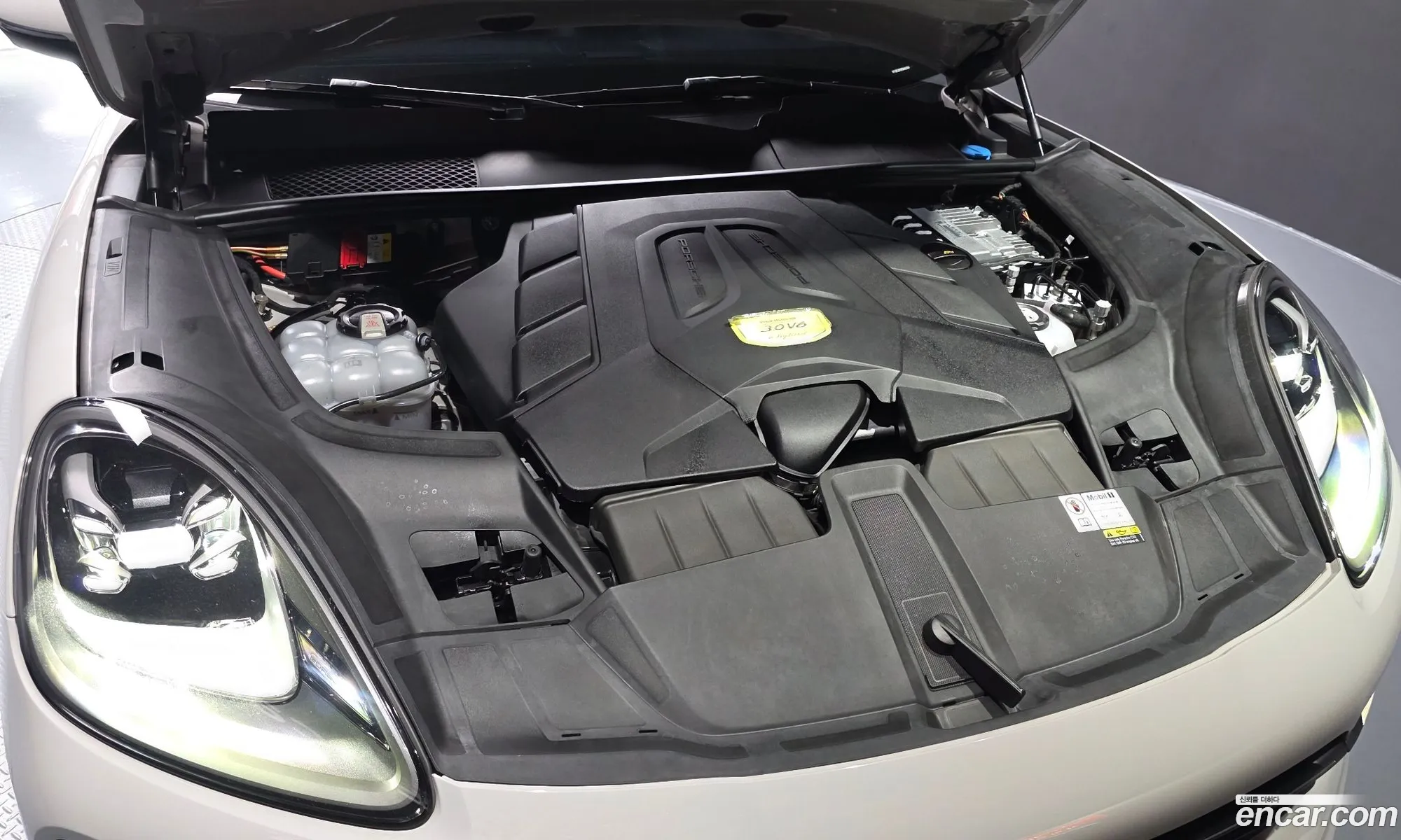 Porsche Cayenne 2023 WP1BE29Y5PDA41854 — 17