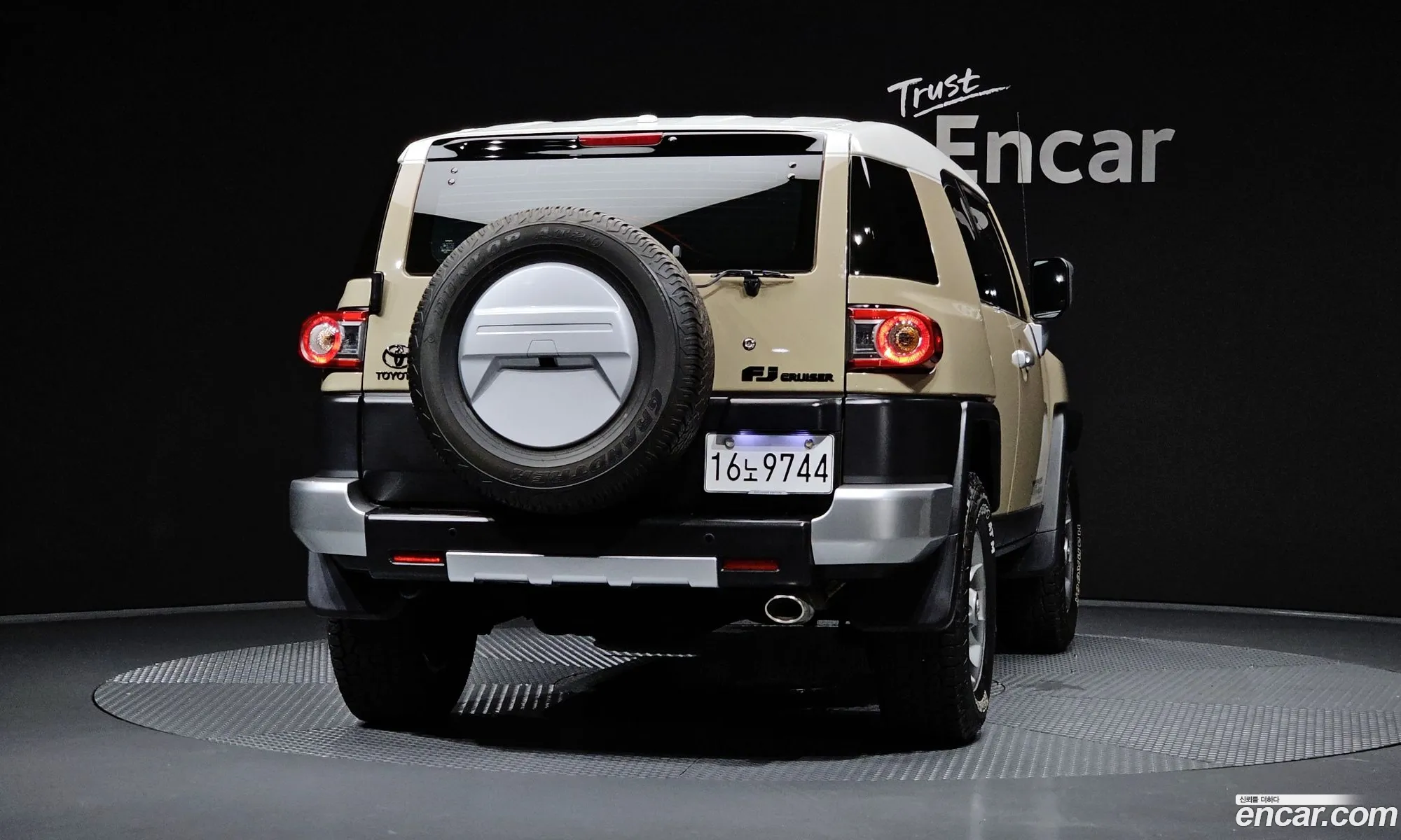Toyota FJ Cruiser