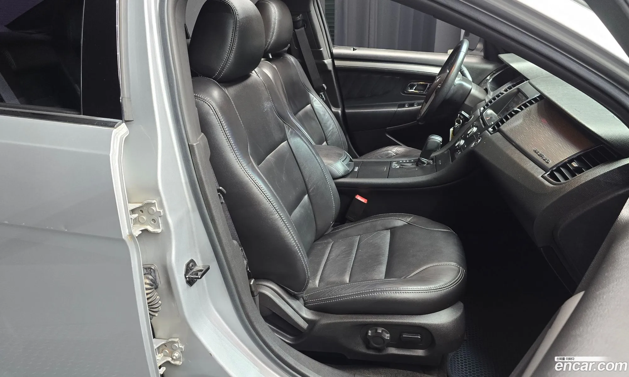 Ford Taurus 2012 1FAHP2E9XDG144014 — 4