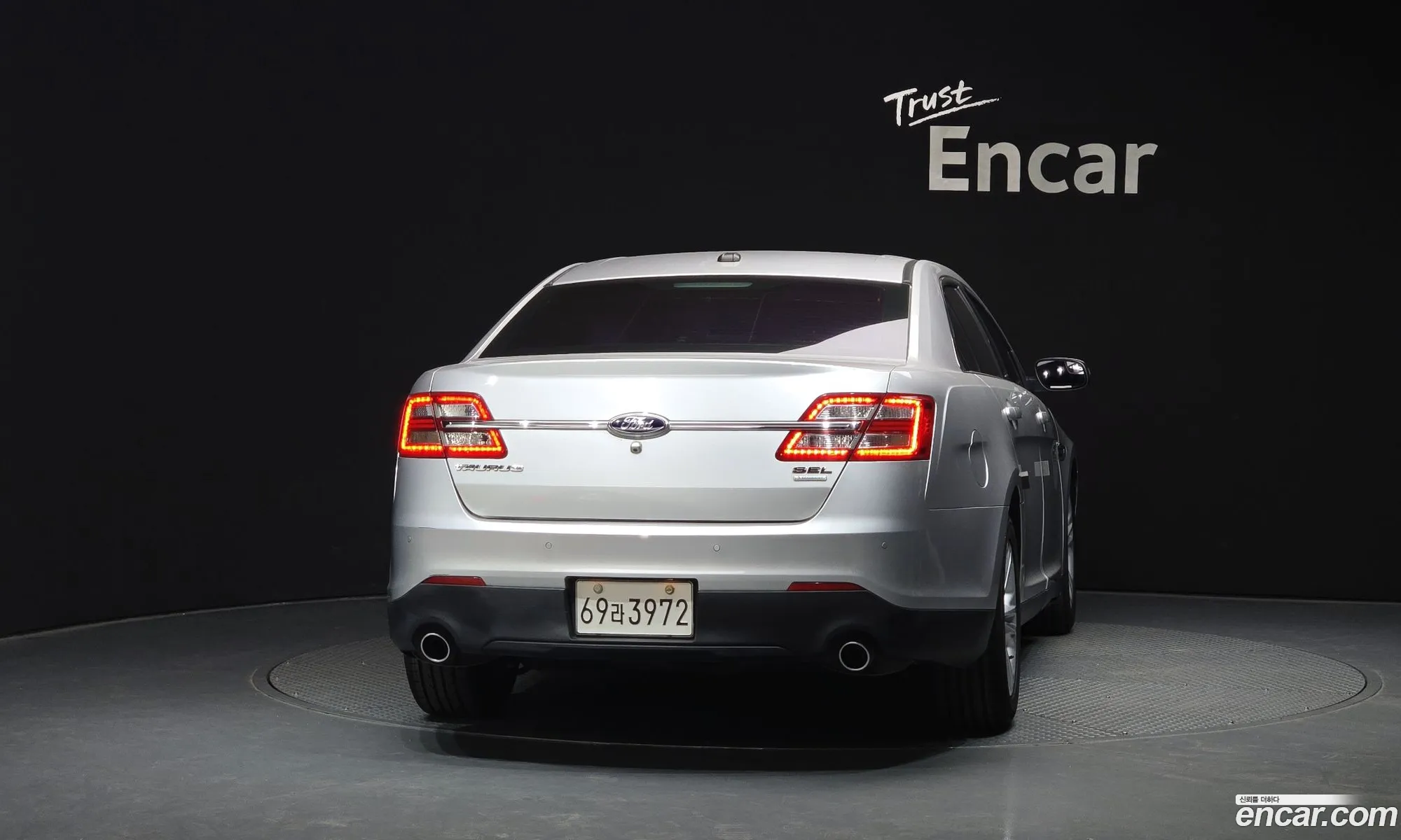 Ford Taurus 2012 1FAHP2E9XDG144014 — 12