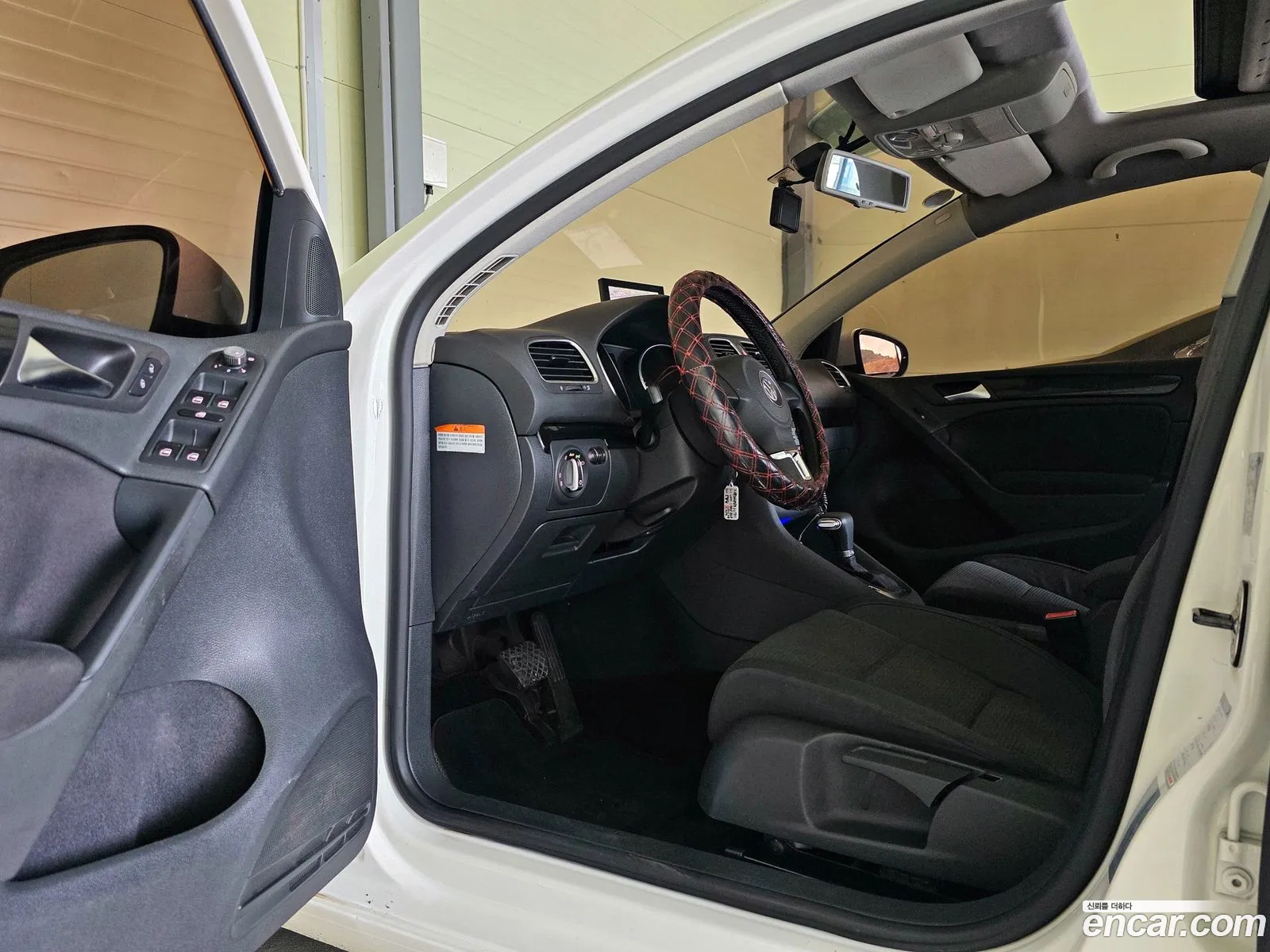 Volkswagen Golf 6th Gen 2010 — 16