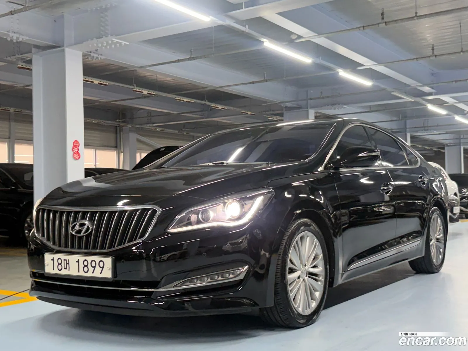 Hyundai Aslan 2015 — 2
