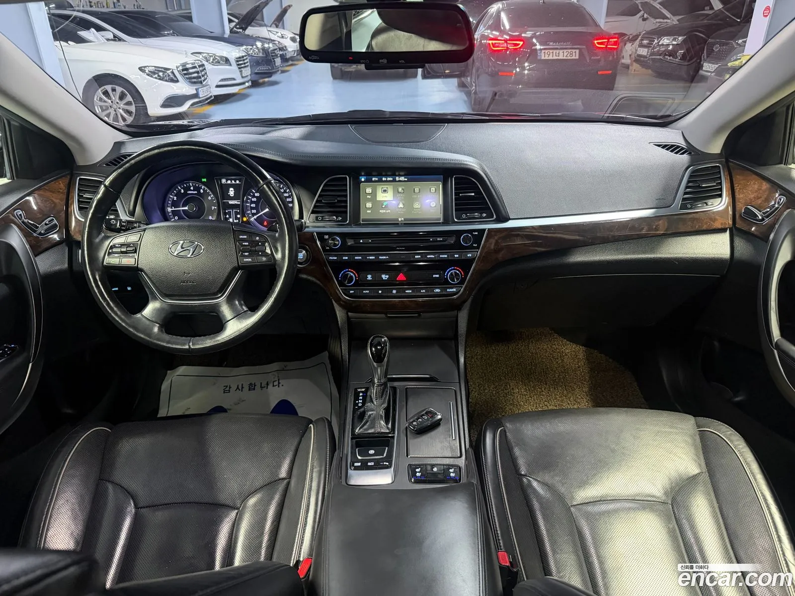 Hyundai Aslan 2015 — 4
