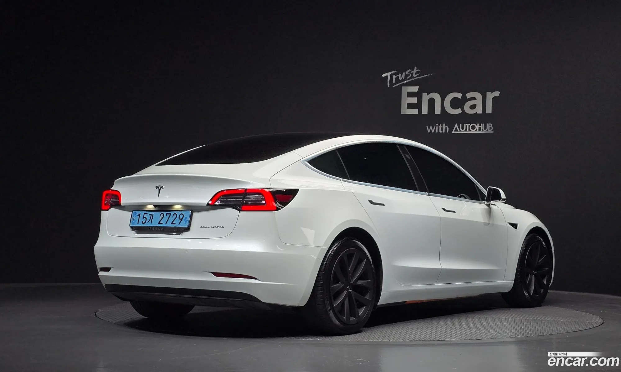 Tesla Model 3 2020 — 2