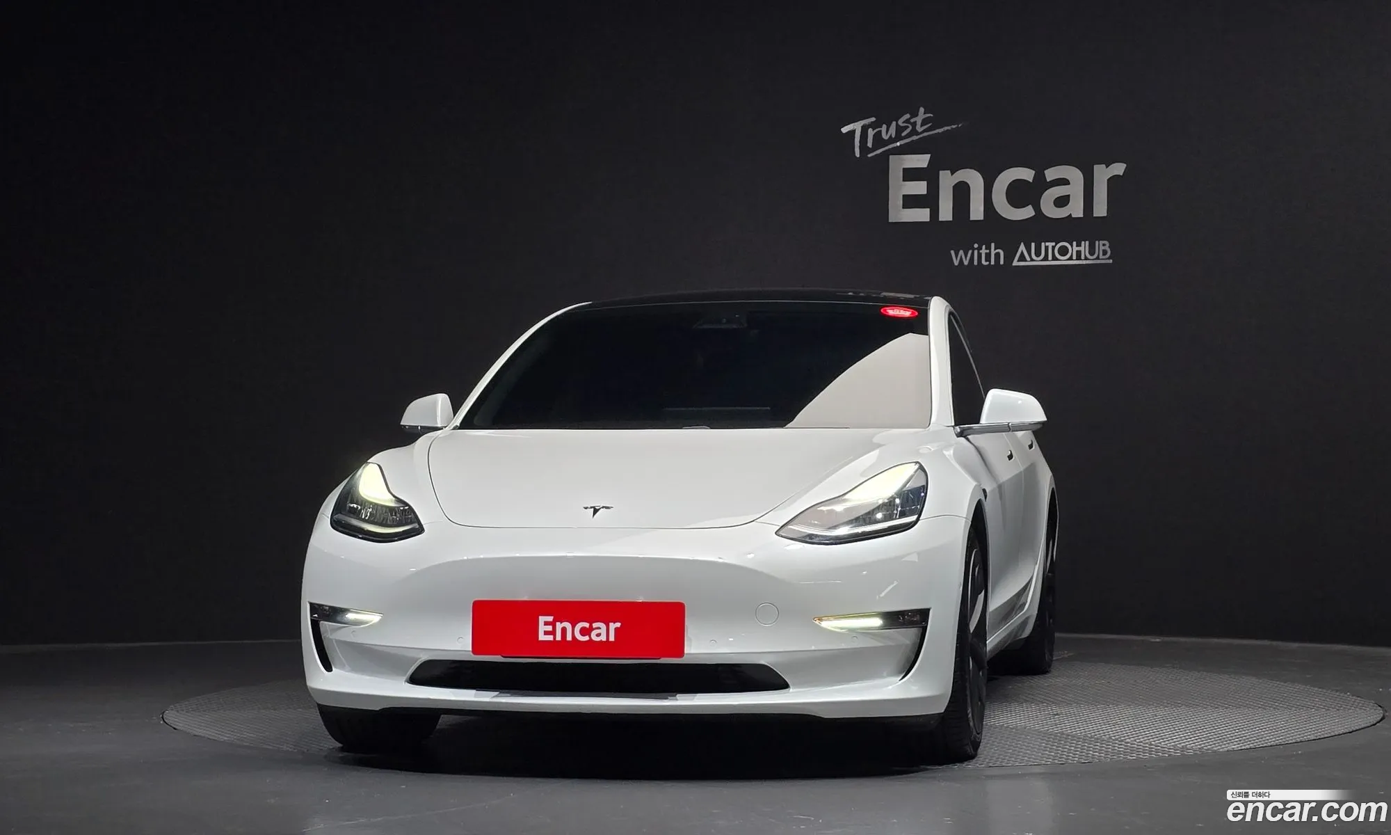 Tesla Model 3 2020 — 19