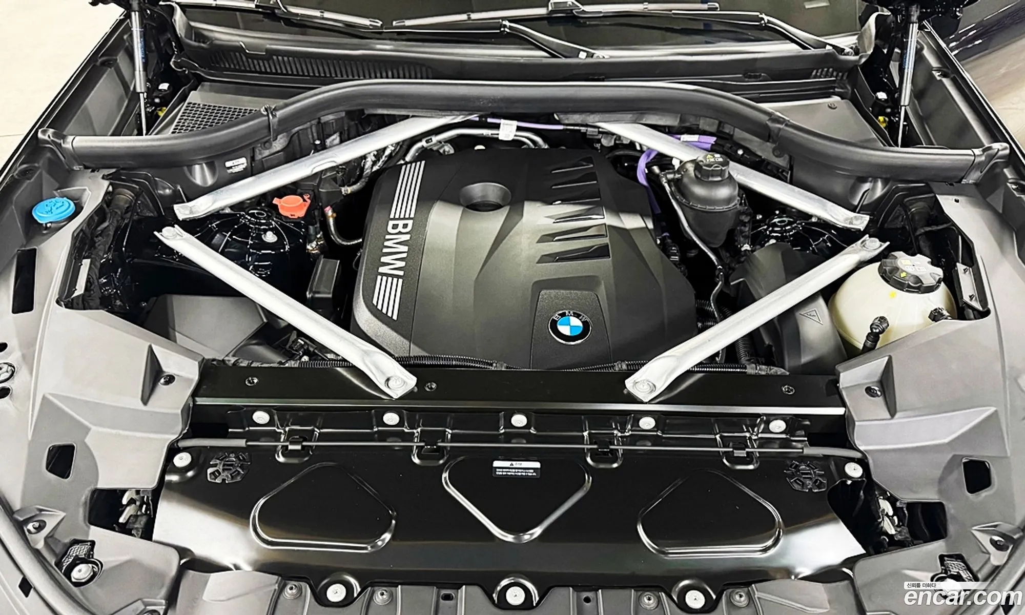 BMW X6 2024 — 12