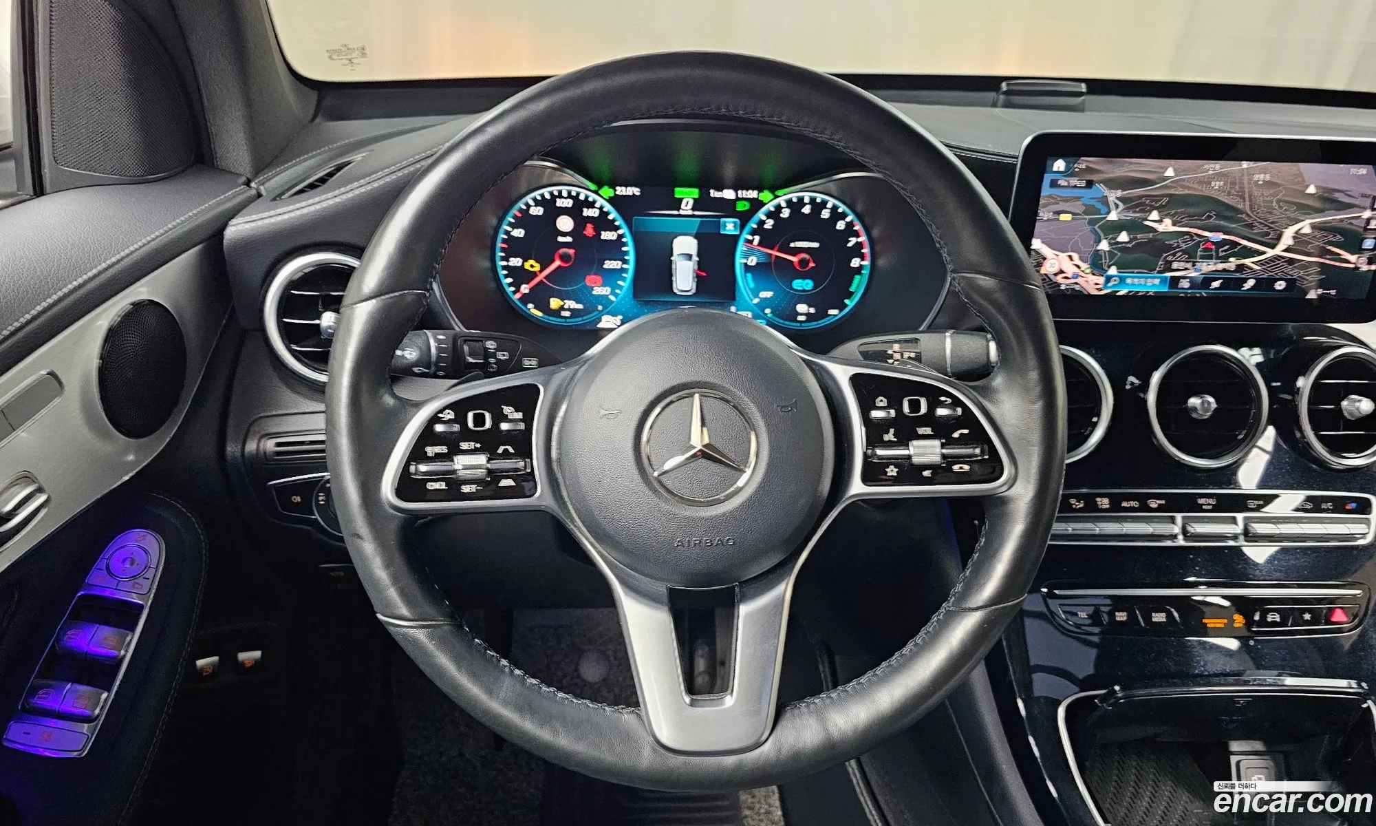 Mercedes-Benz GLC-Class X253 2021 — 26