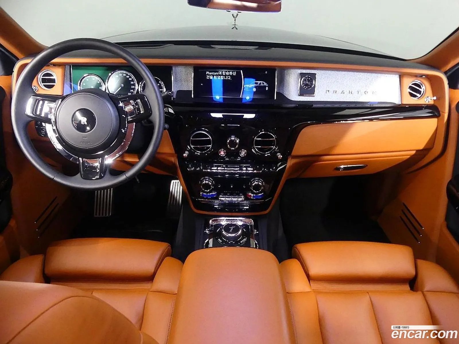 Rolls-Royce Phantom 2020 — 12