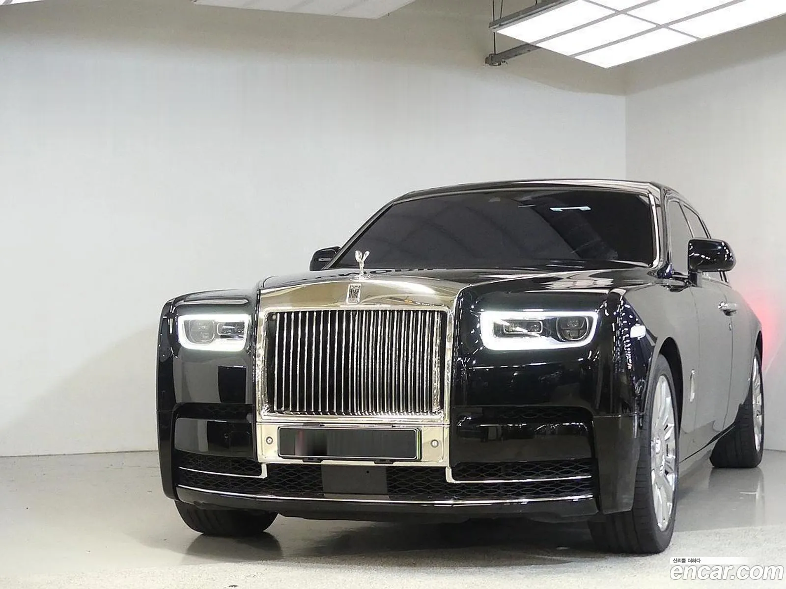 Rolls-Royce Phantom 2020 — 15