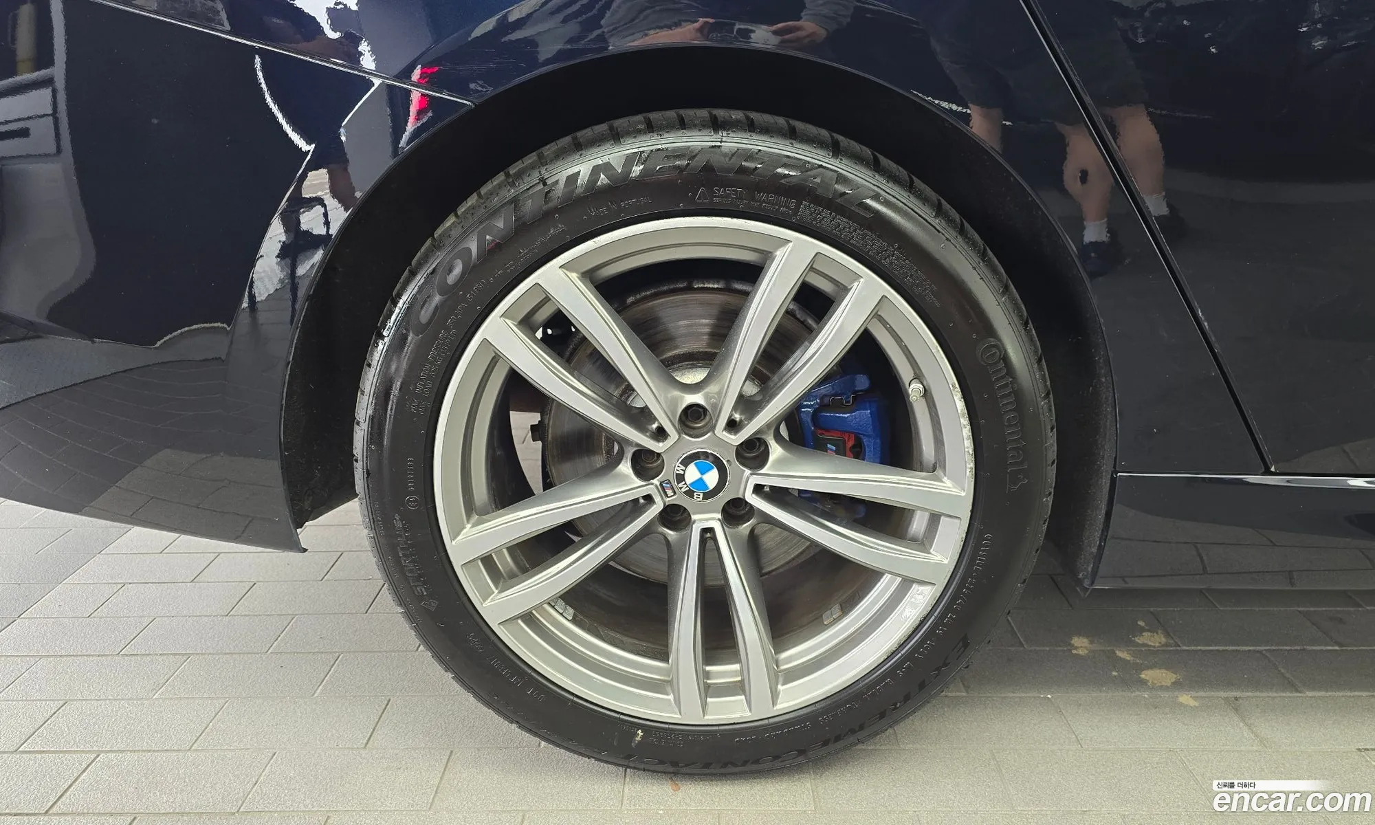 BMW 6 Series GT 2019 WBAJW810 — 3