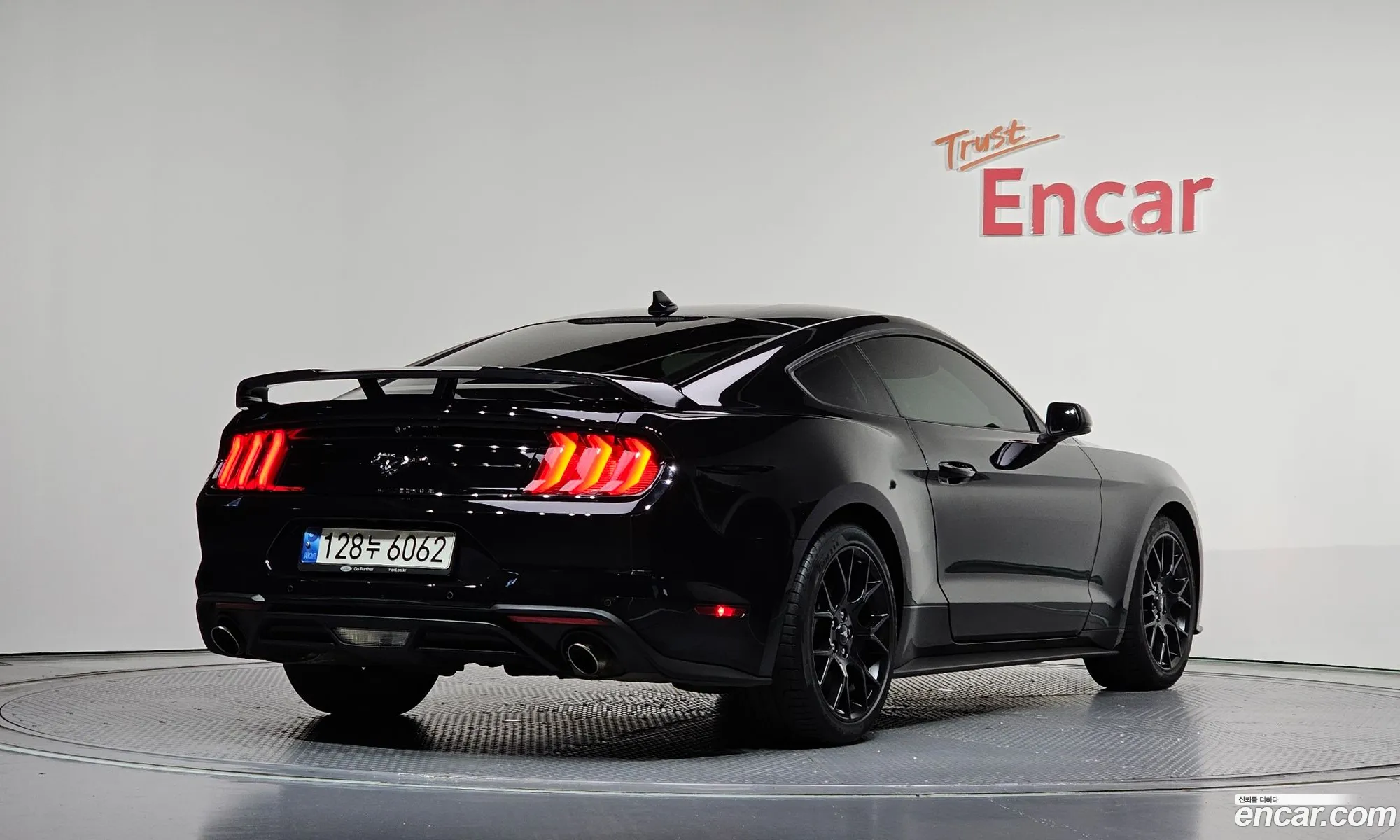 Ford Mustang 2022 1FA6P8TH1N5103434 — 2