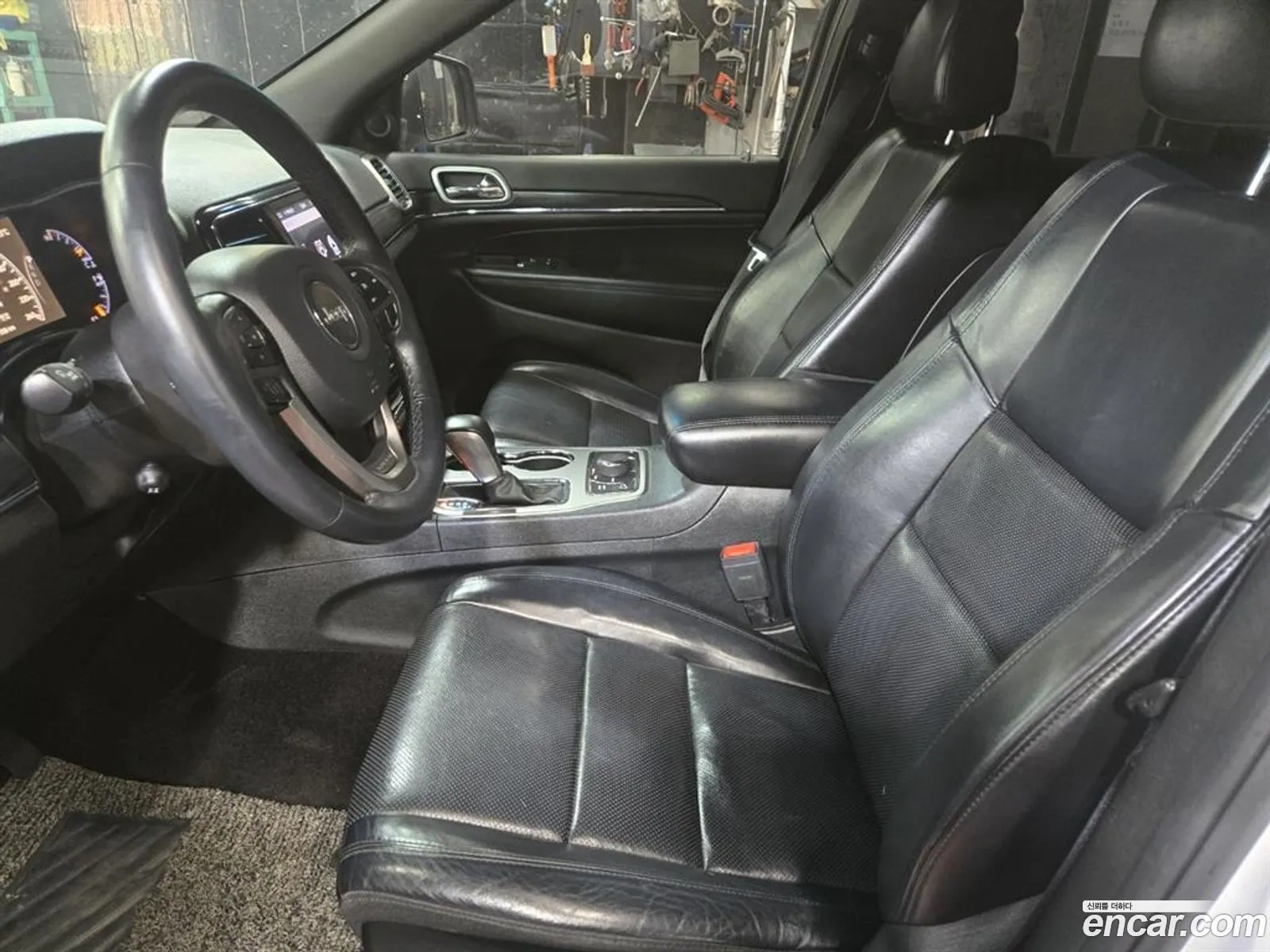 Jeep Grand Cherokee 2019 — 9