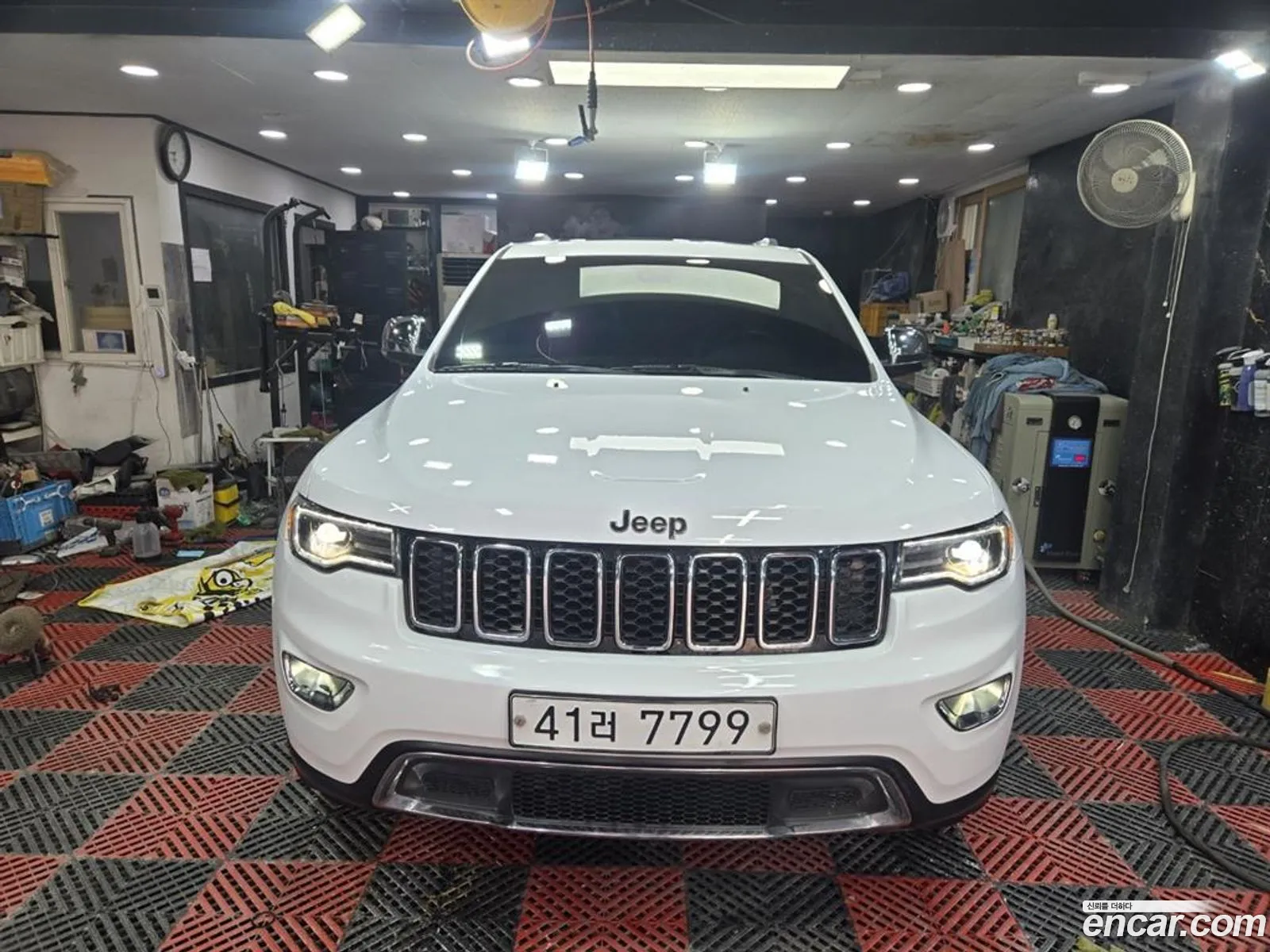 Jeep Grand Cherokee 2019 — 18
