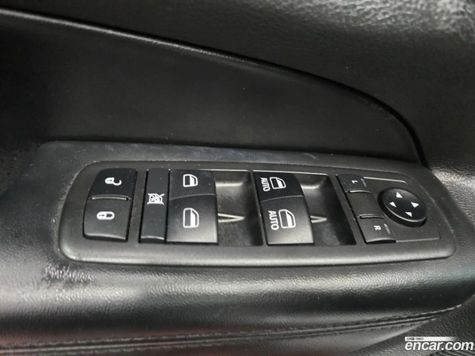 Jeep Grand Cherokee 2019 — 12
