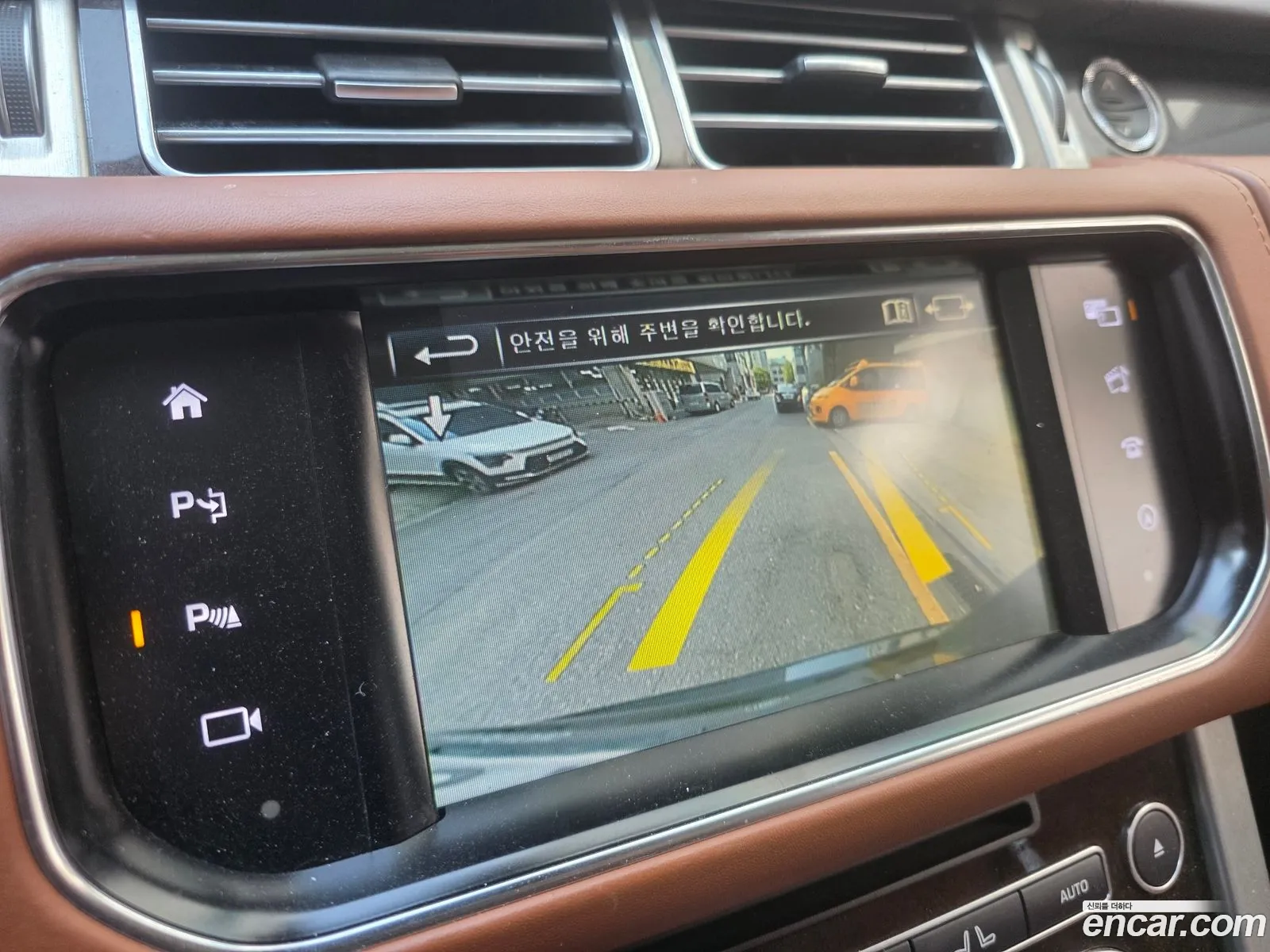Land Rover Range Rover 2016 — 16
