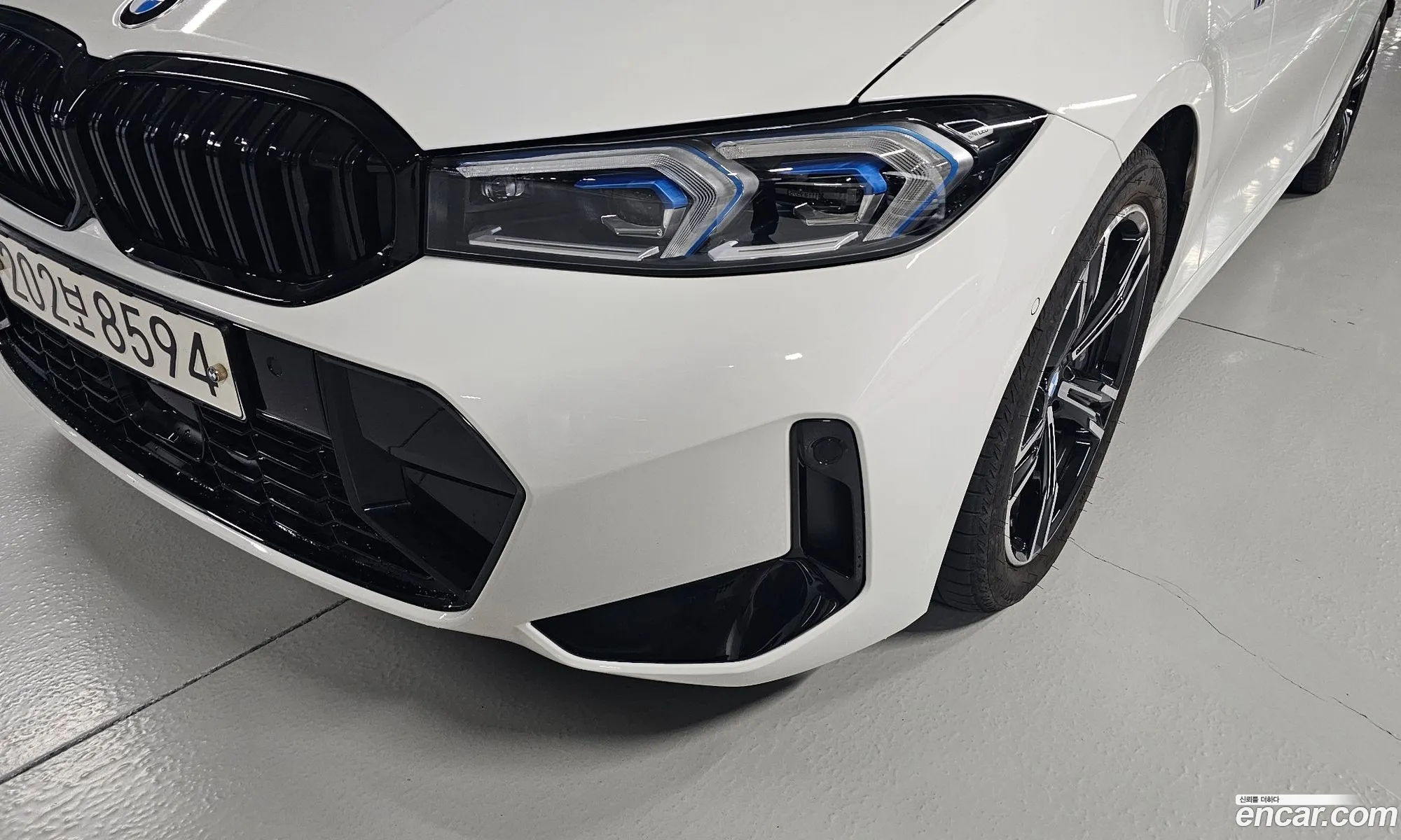 BMW 3 Series 2025 — 14