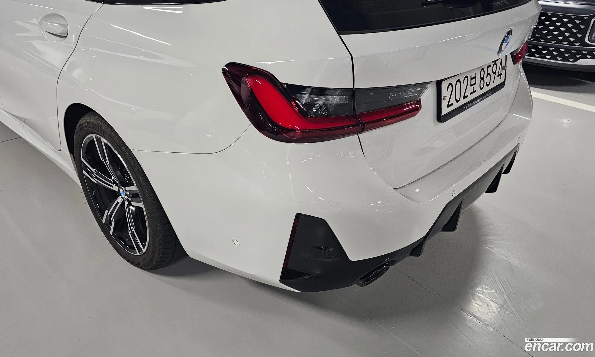 BMW 3 Series 2025 — 10