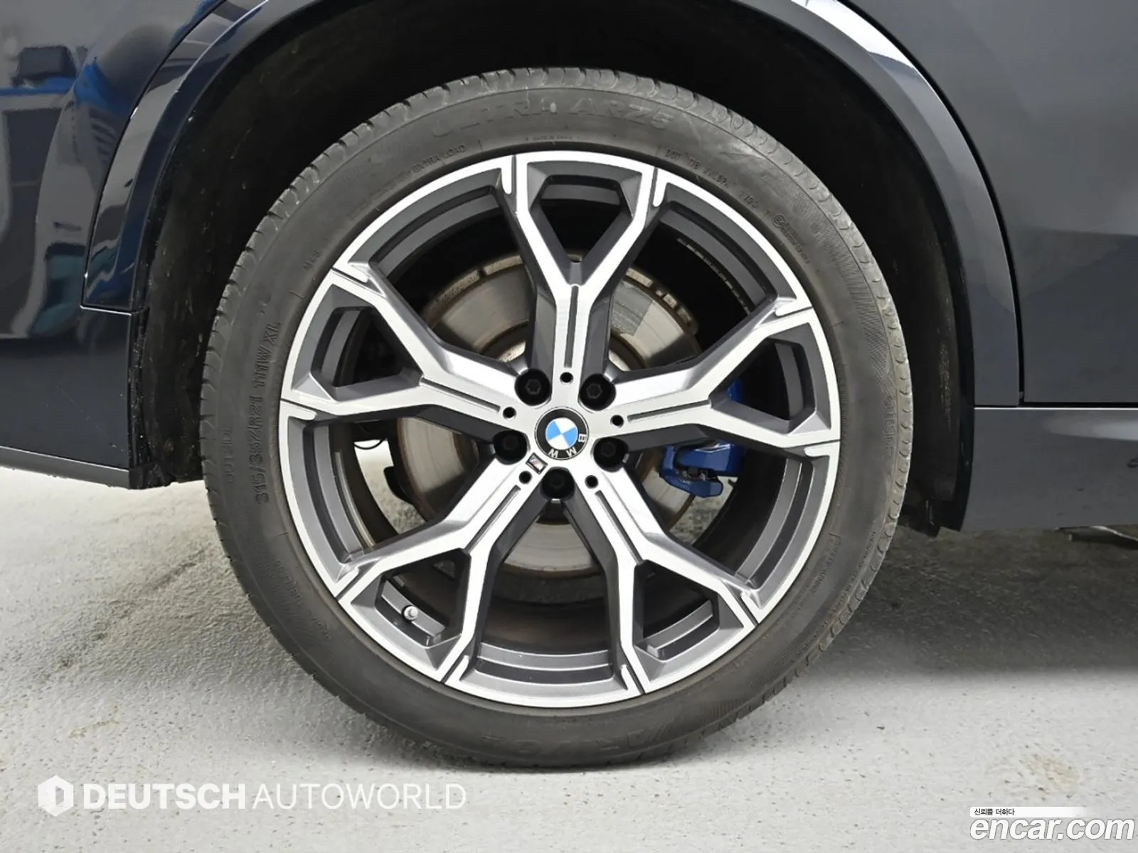 BMW X5 2021 — 11