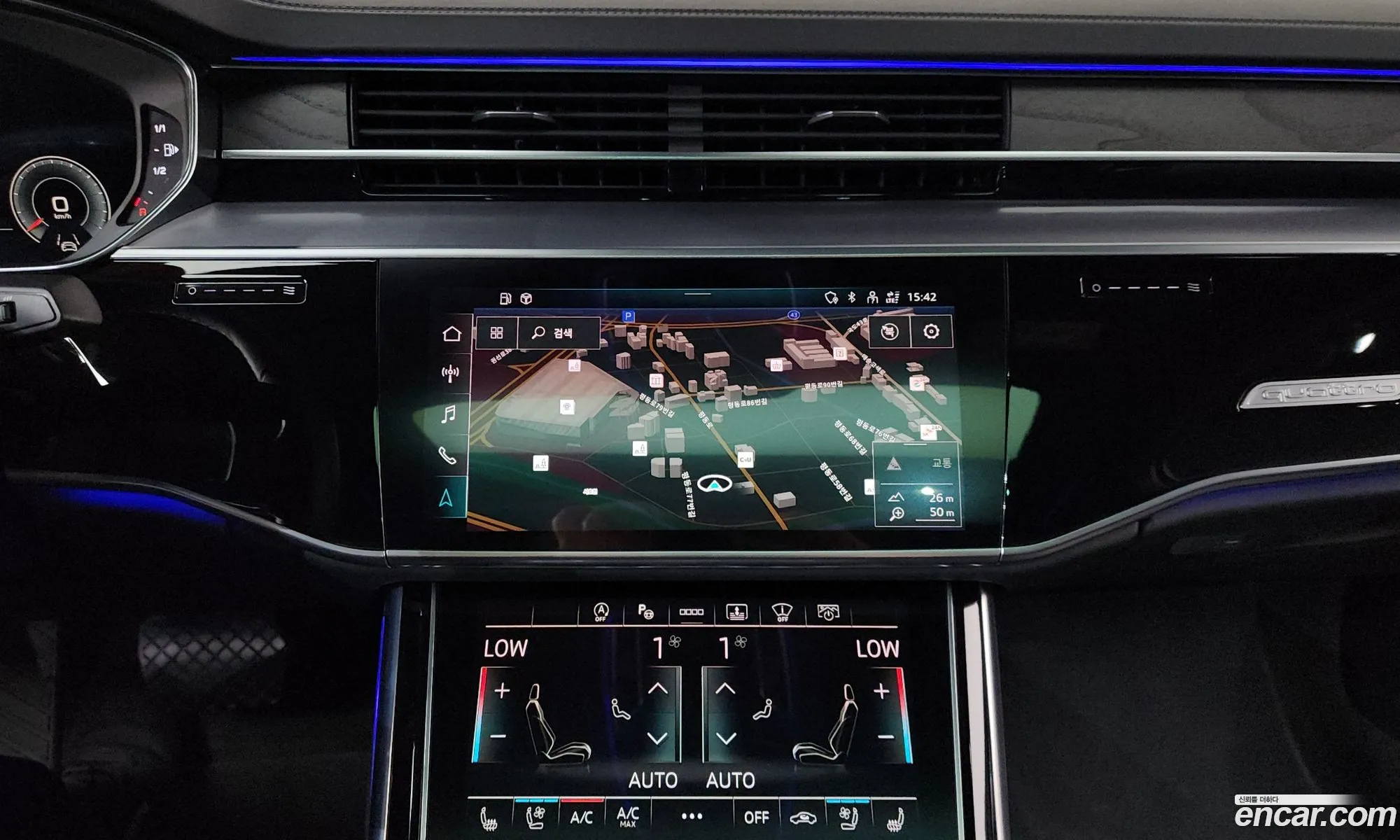 Audi A8 2021 WAUZZZF8111111111 — 33