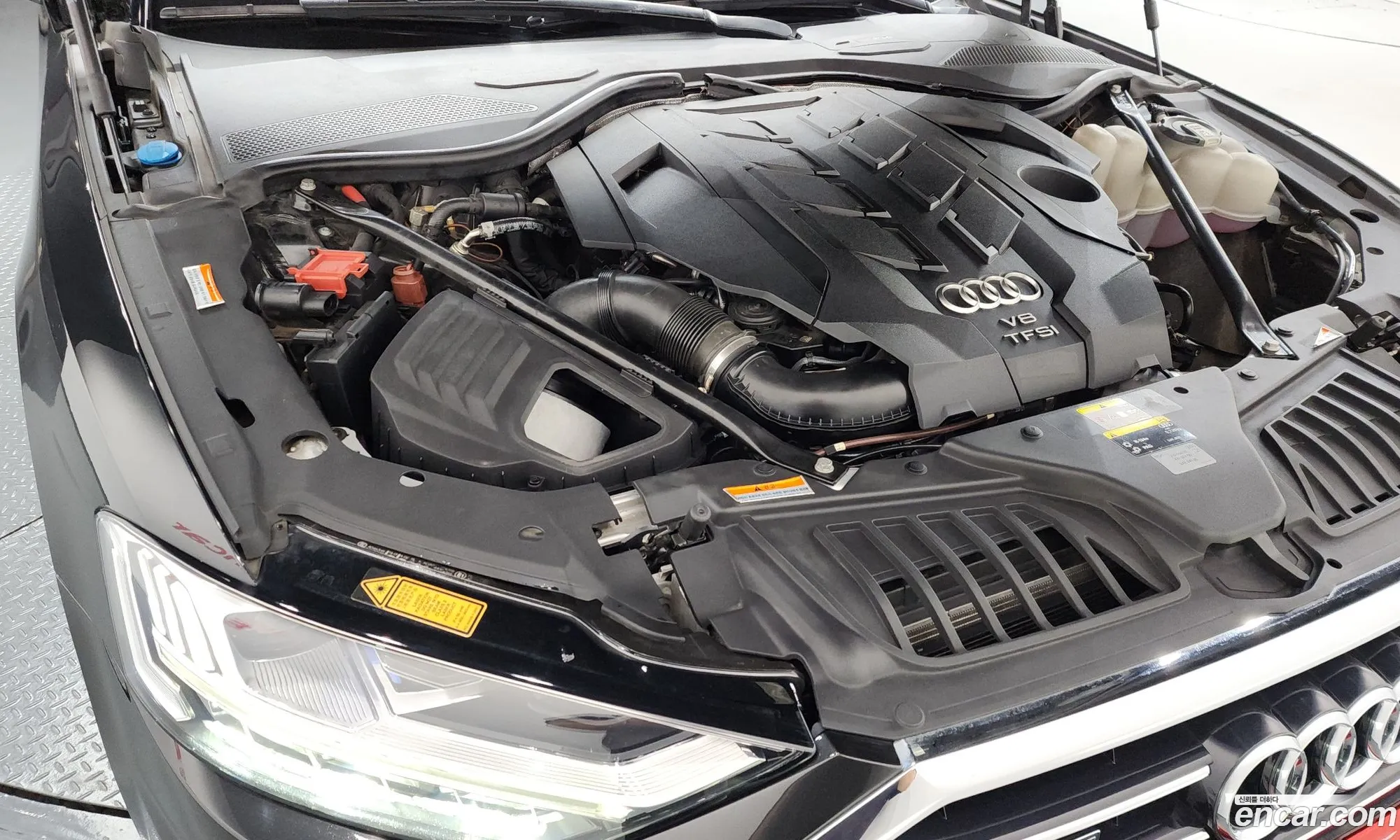 Audi A8 2021 WAUZZZF8111111111 — 3