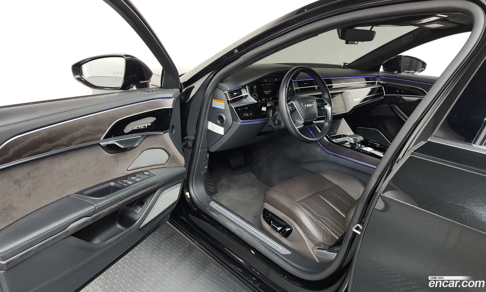 Audi A8 2021 WAUZZZF8111111111 — 14