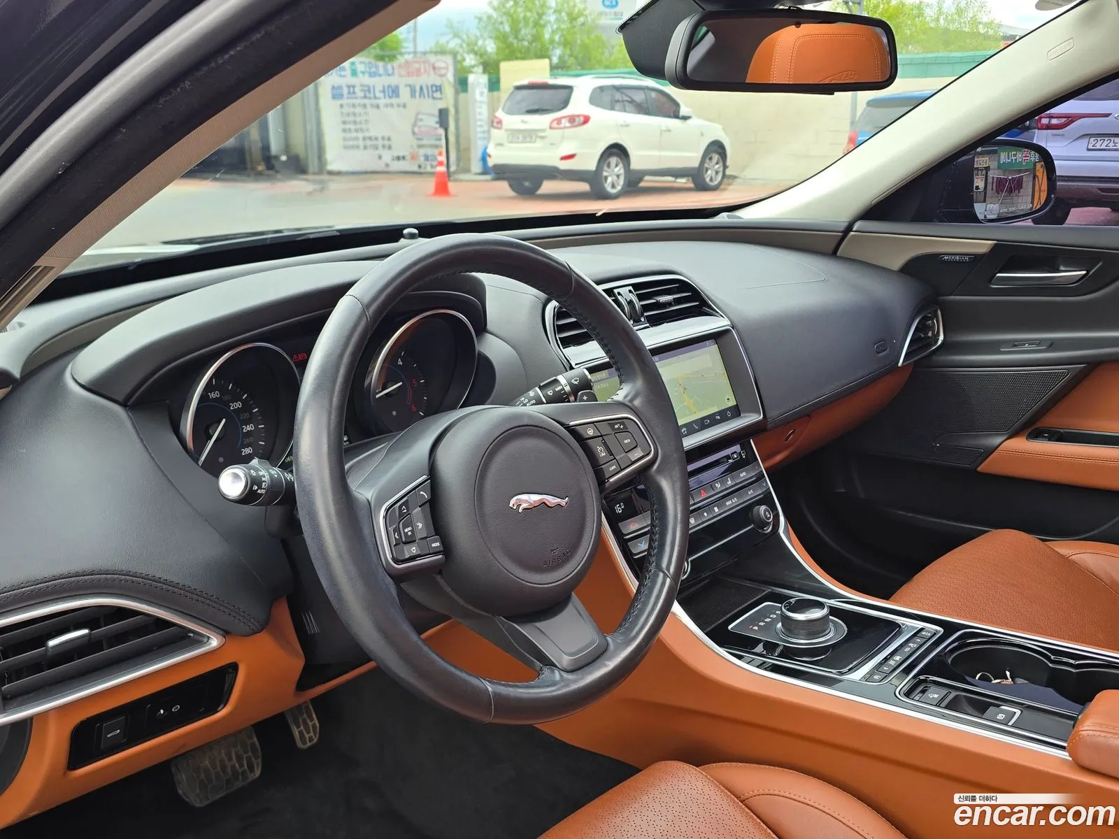 Jaguar XE 2017 — 3