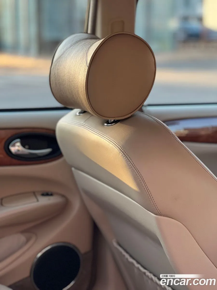Jaguar XJ8 1998 — 7