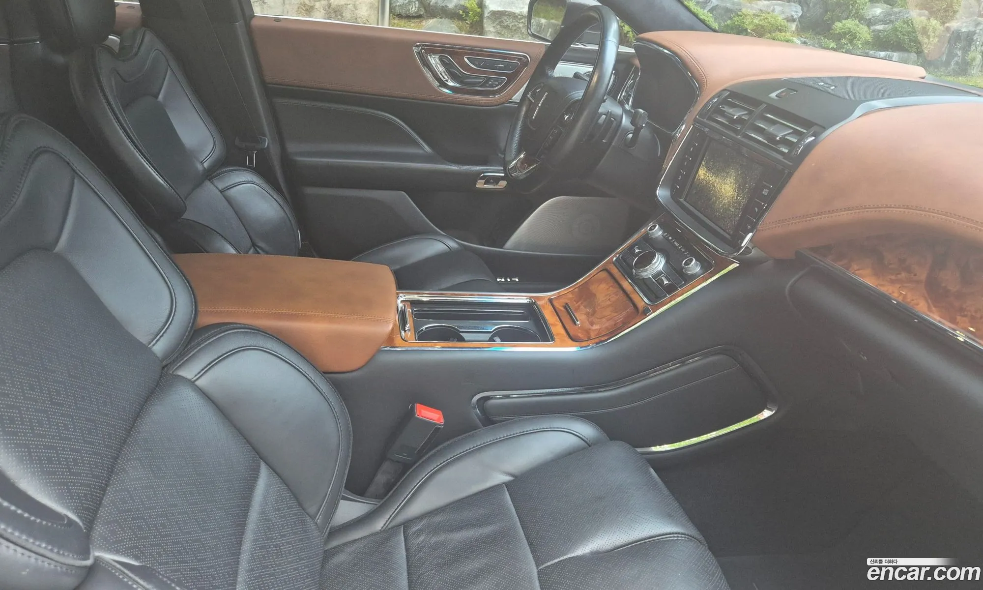 Lincoln Continental 10th Gen 2017 — 8