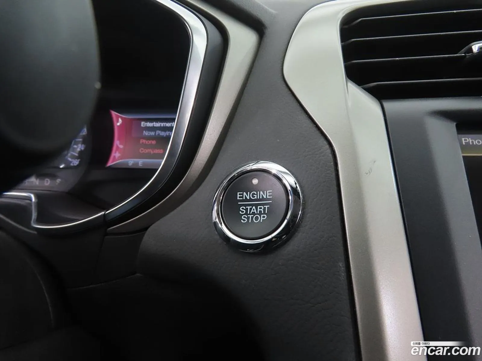 Ford Fusion 2014 — 18