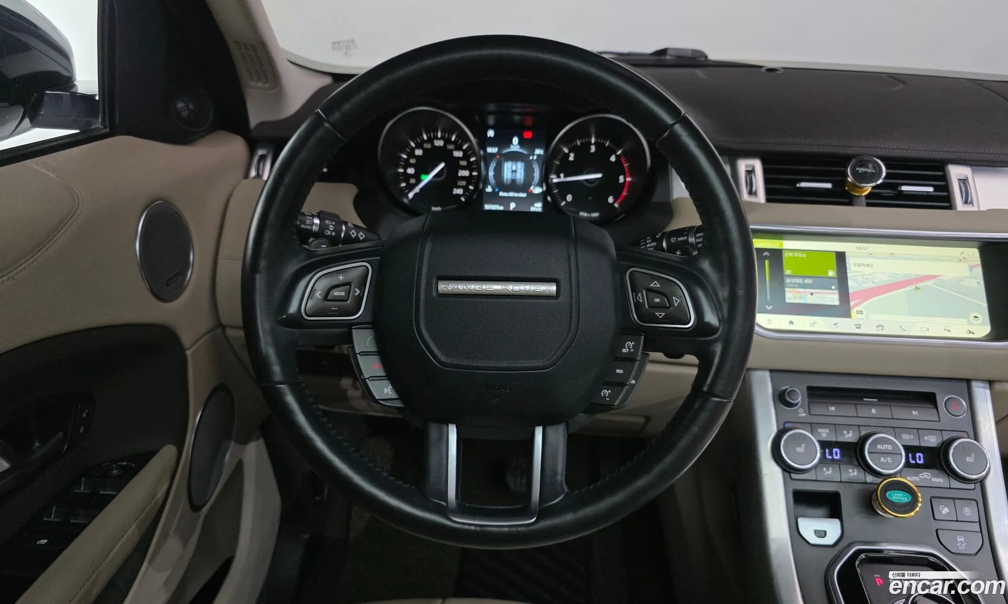 Land Rover Range Rover Evoque 2018 SALVA2BN0JH305632 — 5