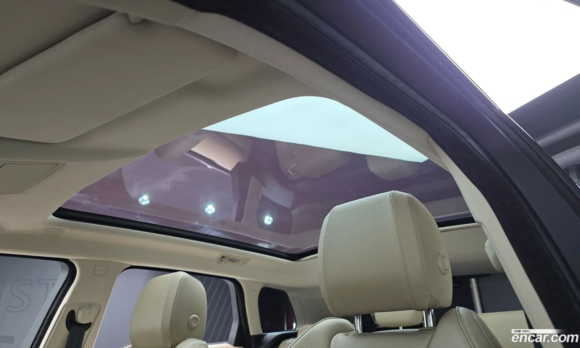 Land Rover Range Rover Evoque 2018 SALVA2BN0JH305632 — 19