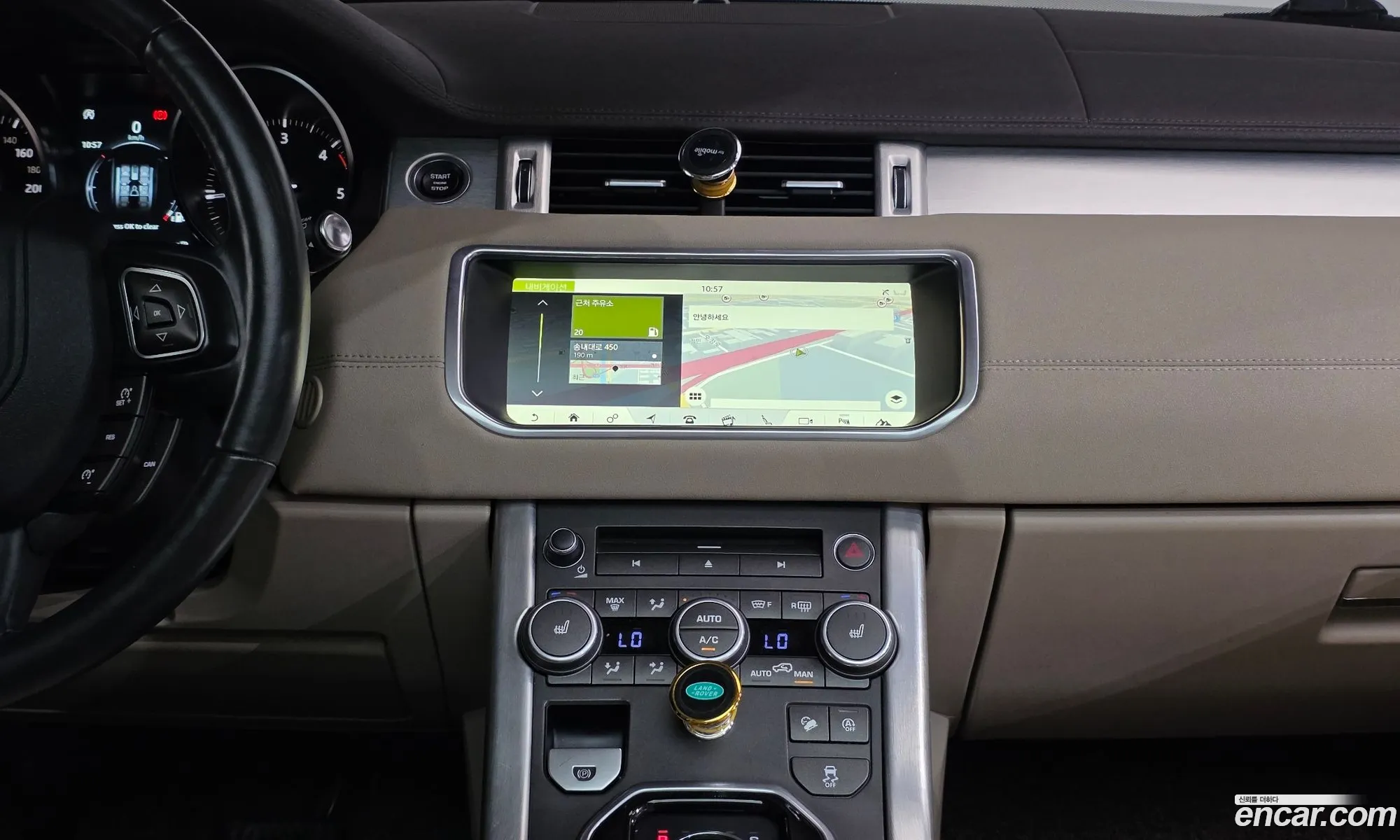 Land Rover Range Rover Evoque 2018 SALVA2BN0JH305632 — 2