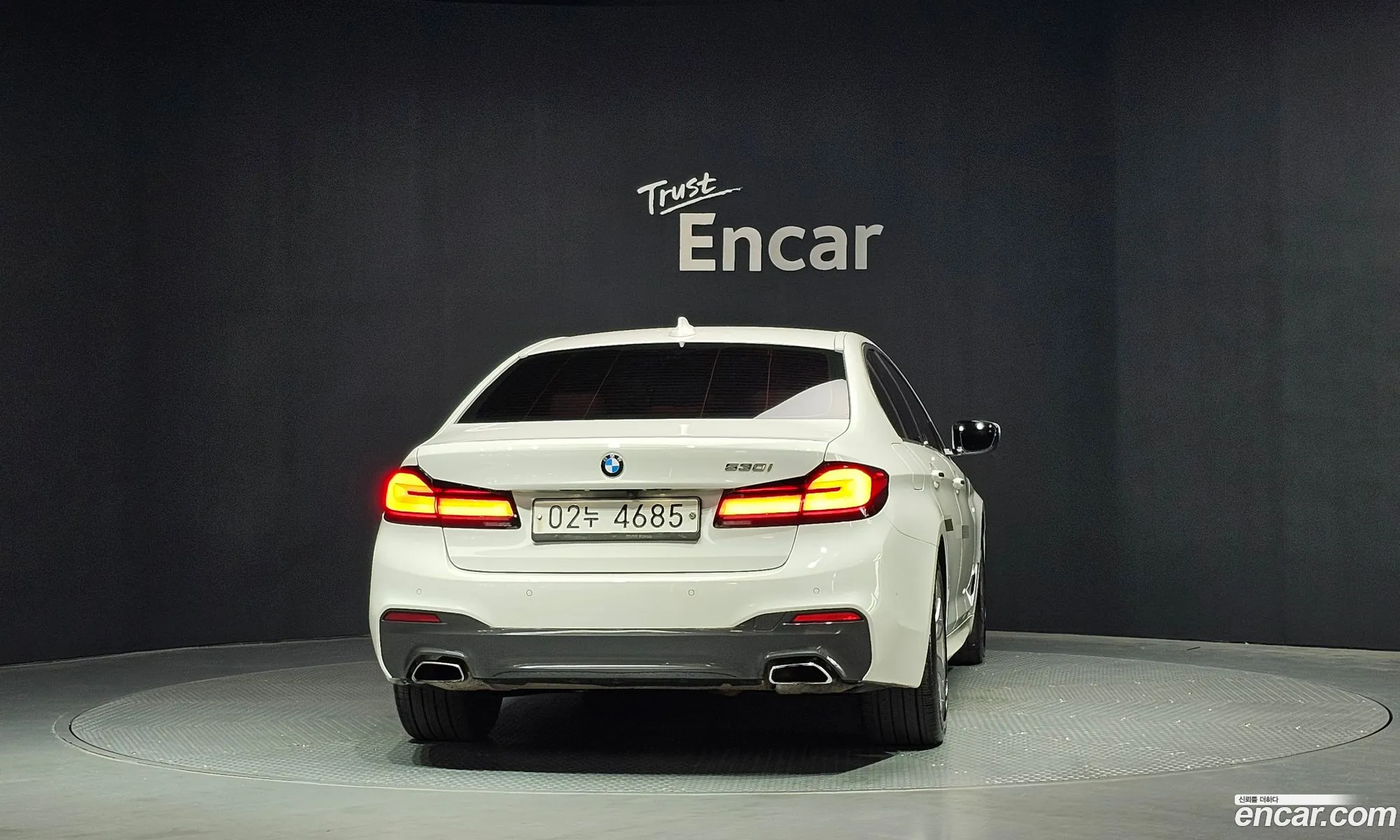 BMW 5 Series 2018 WBAJD3105JWC13114 — 29