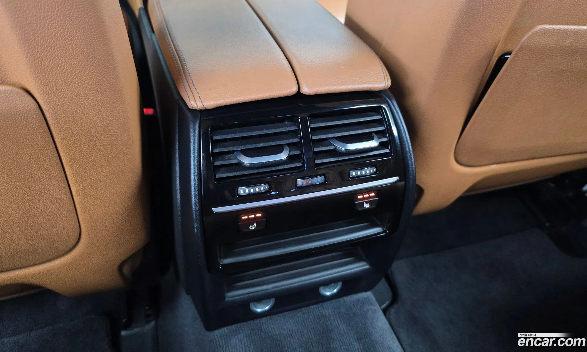 BMW 5 Series 2018 WBAJD3105JWC13114 — 3