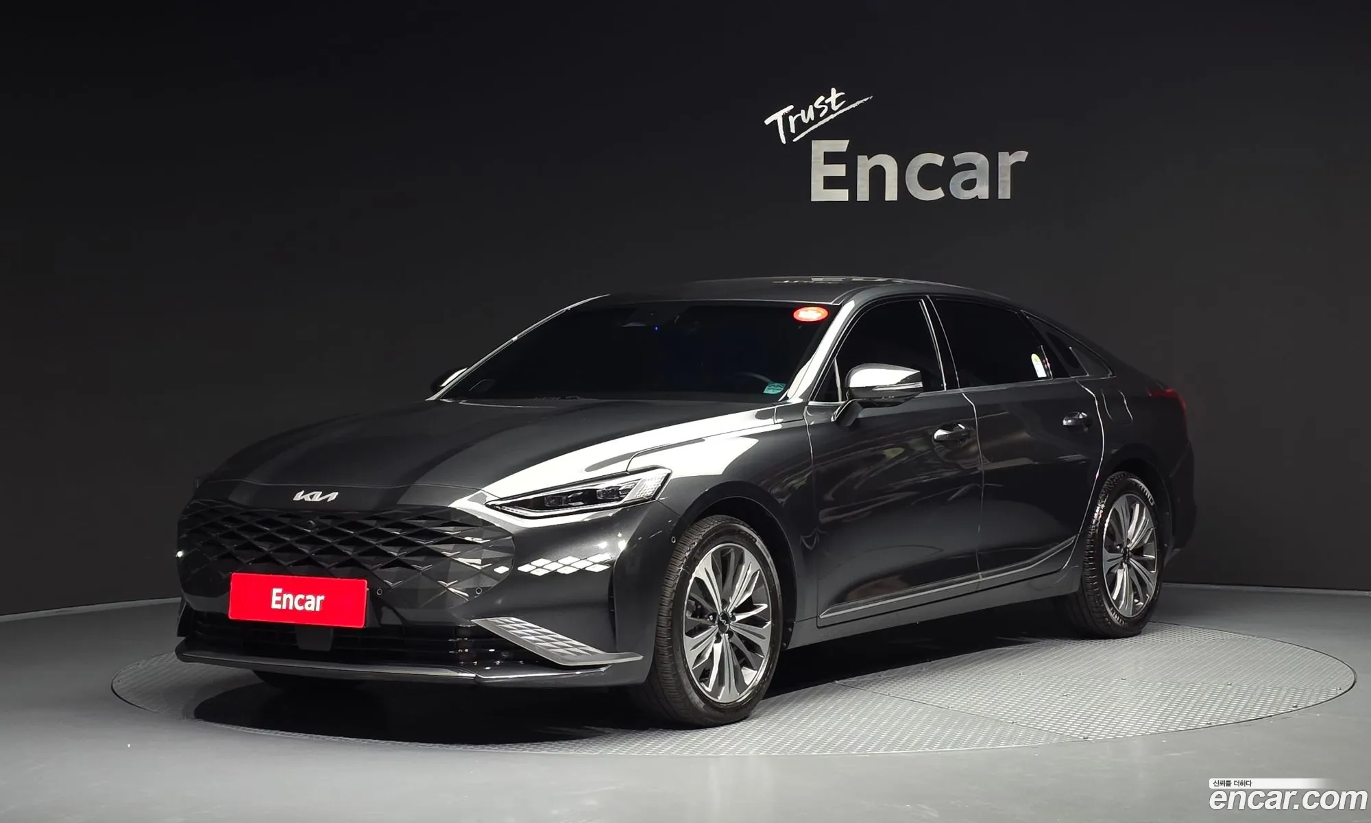 Kia K8 Hybrid 2023 — 3